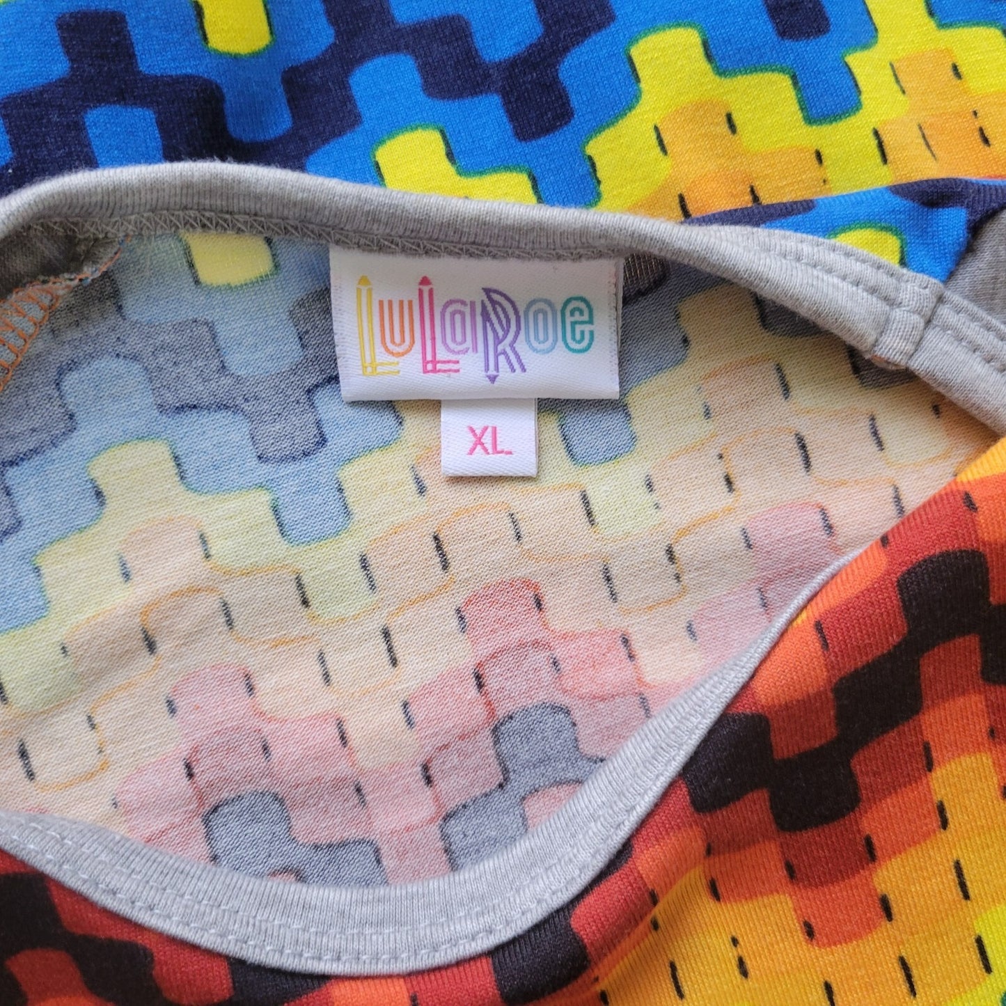 LuLaRoe Women's XL Top Blue Yellow Pixel Geometric 3/4 Sleeve Raglan Tee Shirt