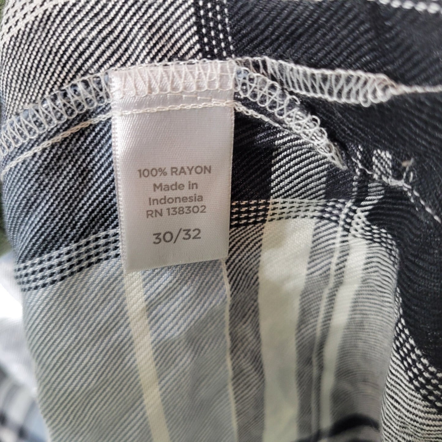 Avenue Womens Top 30 32 Plus Tunic Long Sleeve Gray Plaid Lightweight Lace Up