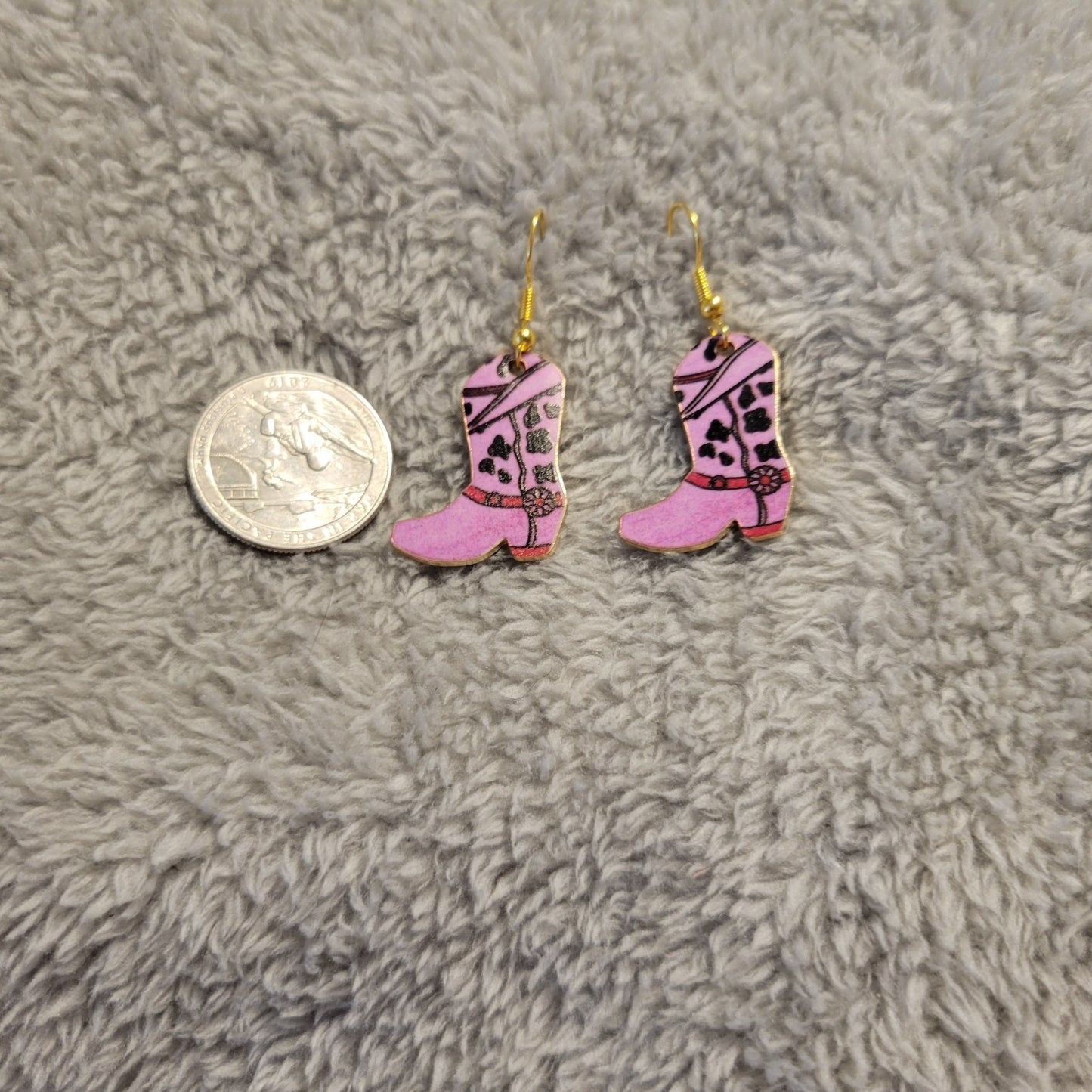 Pink Floral Cowgirl Boot Earrings Gold Tone Western Rodeo Dangle Drop Jewelry