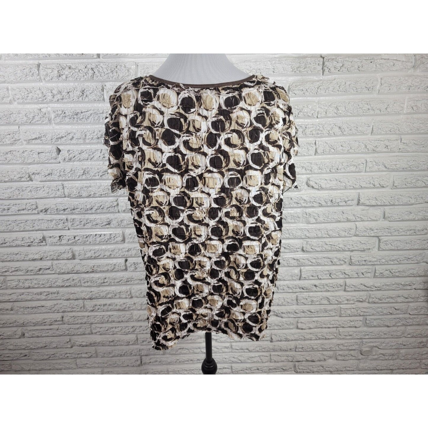 NY Collection Womens Top 1X Plus Sleeveless Brown Circles Tiered Office Ruffle