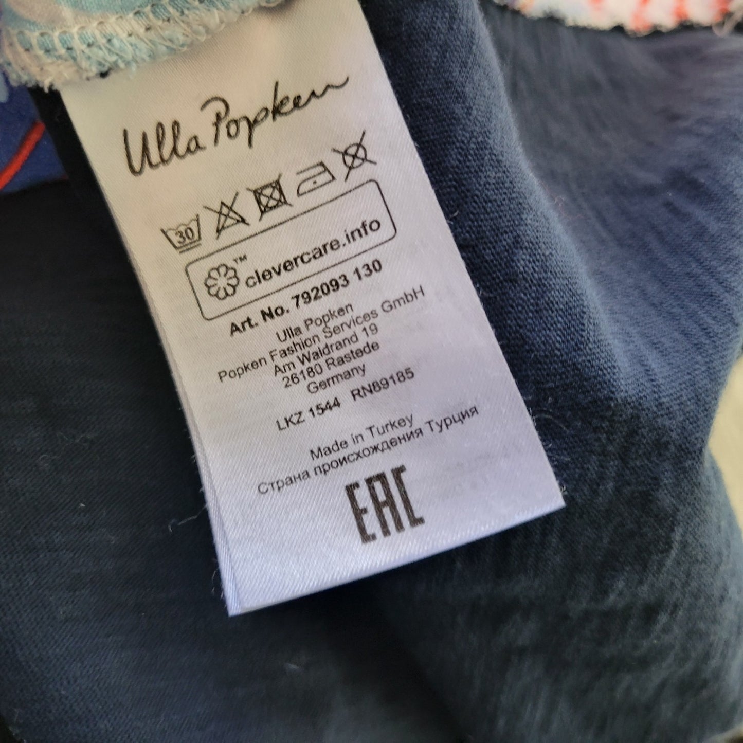Ulla Popken Women's Plus Size 20 22 Blue Geometric Viscose 3/4 Sleeve V-Neck