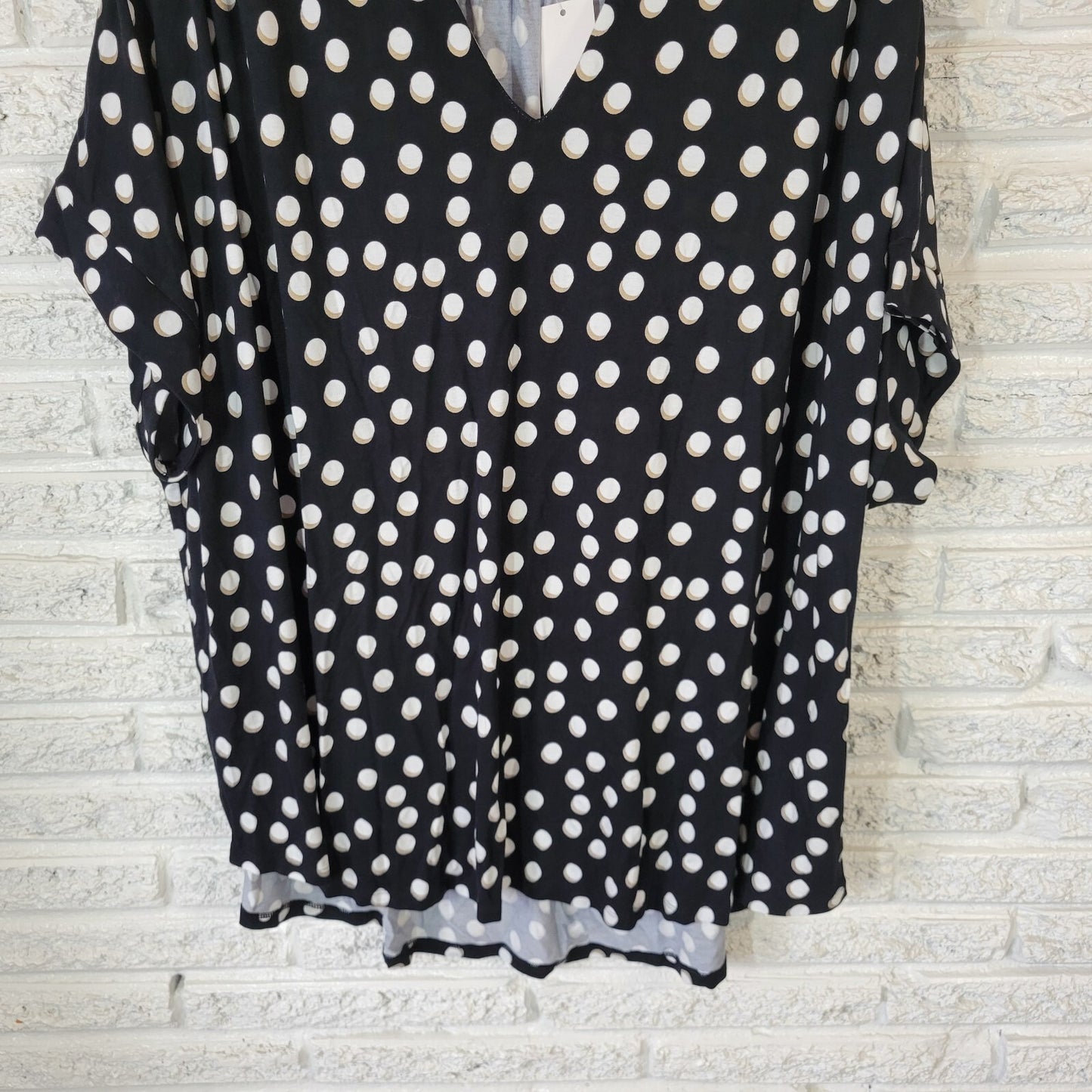 The Limited Plus Size 3X Tunic Top V-Neck Short Sleeve Geometric Black White