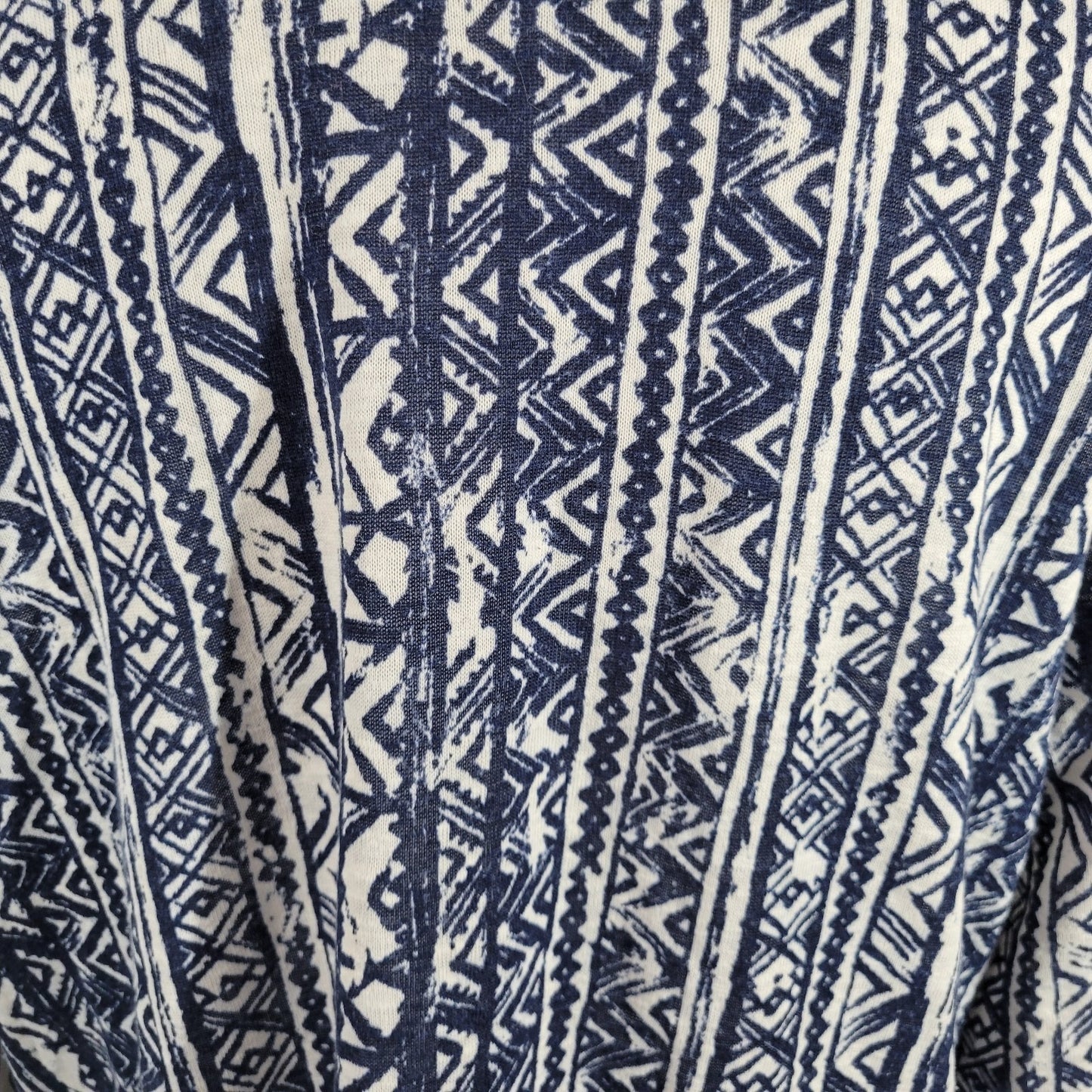 Notations Women's 2X Plus Blue White Geometric Button Up Top 3/4 Roll Tab Sleeve