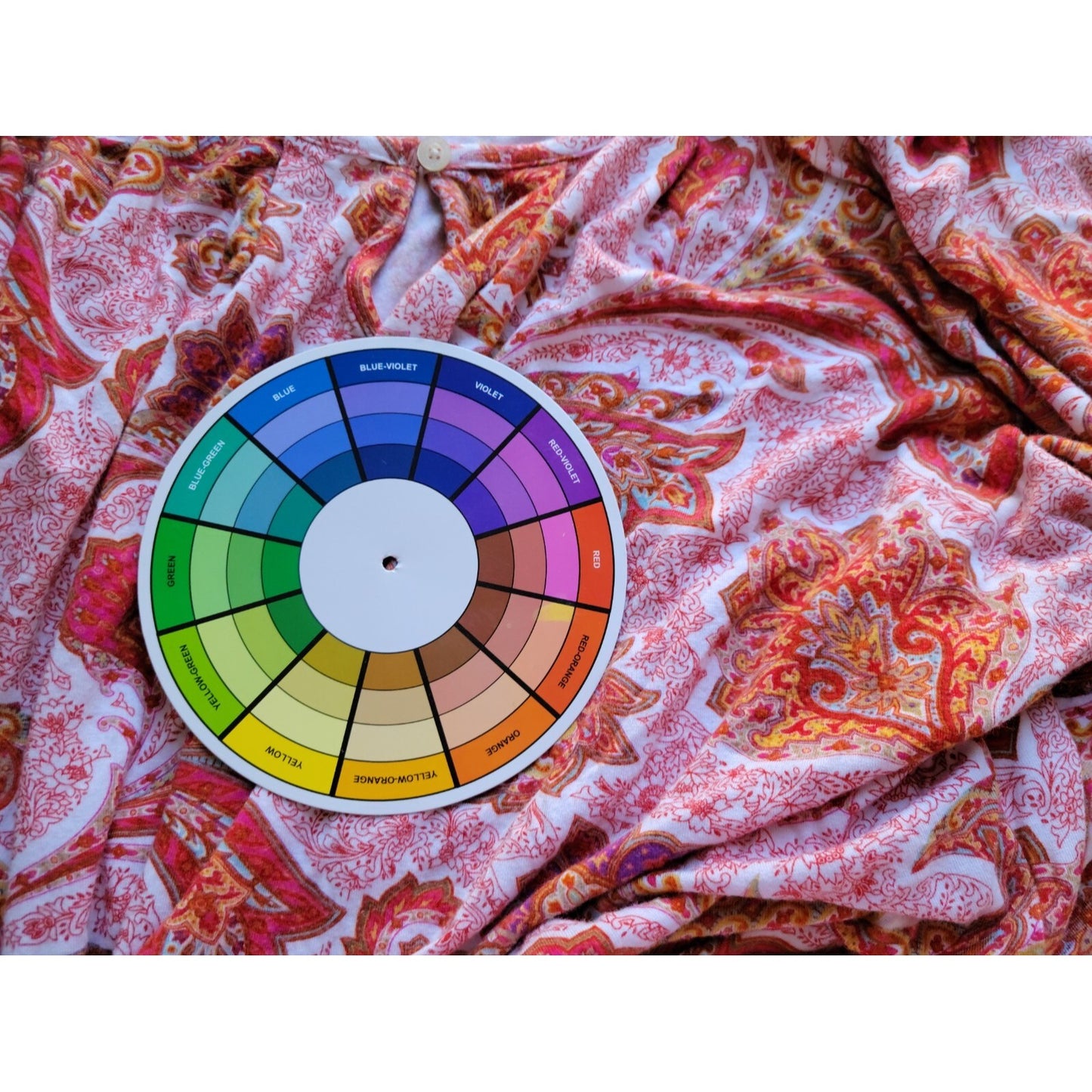 Chaps Women Top 2X Plus Flutter Short Sleeve Red Paisley Keyhole Rayon Spandex