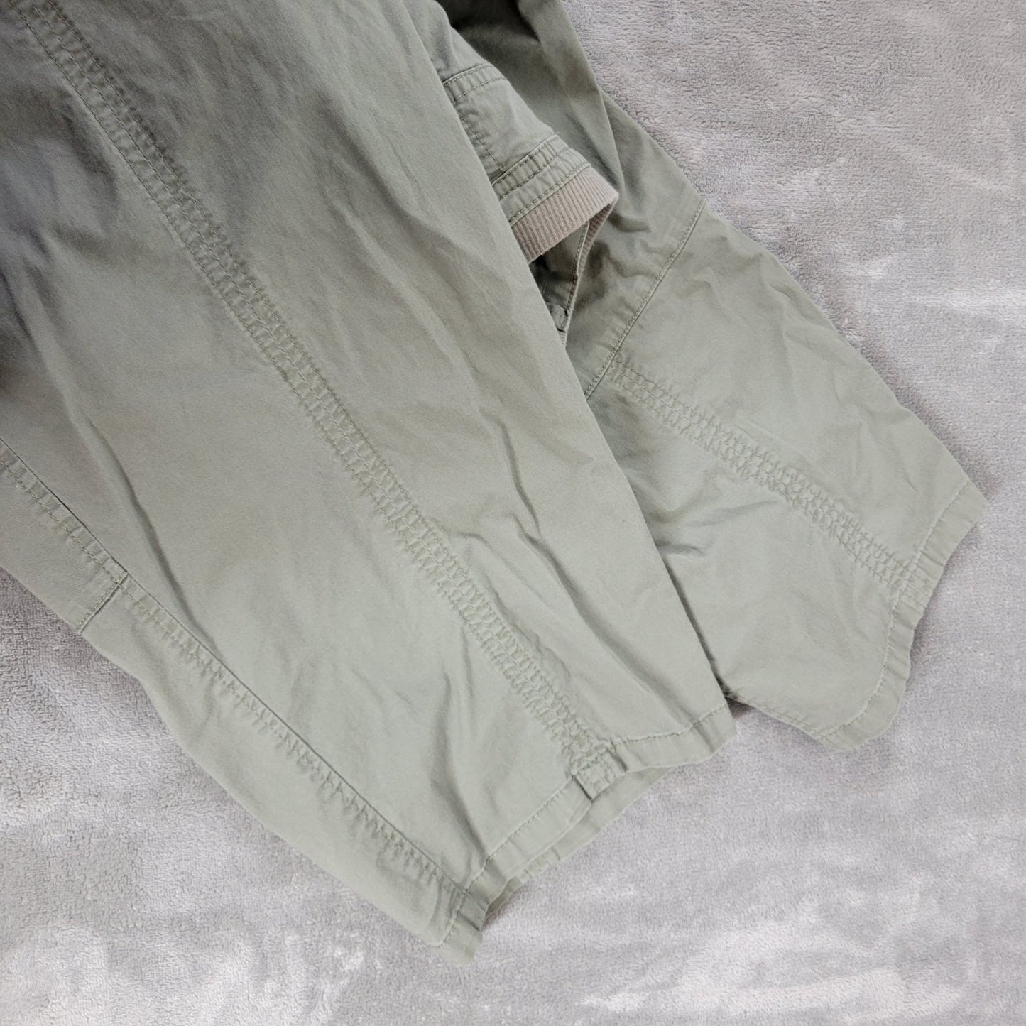 Croft Barrow Womens Pants 18 Plus Capri Green Lightweight Comfy Casual Zip Fly