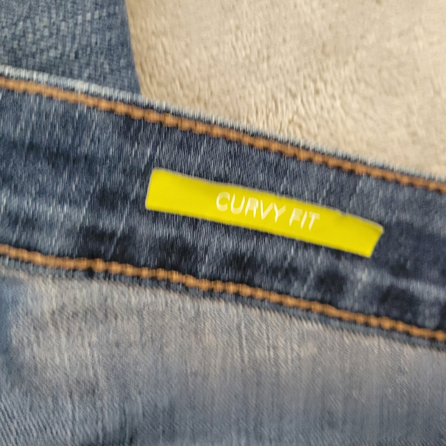 Style Co Womens Jeans 20W Plus Curvy Fit Cropped Dark Blue Denim Zip Fly Comfy