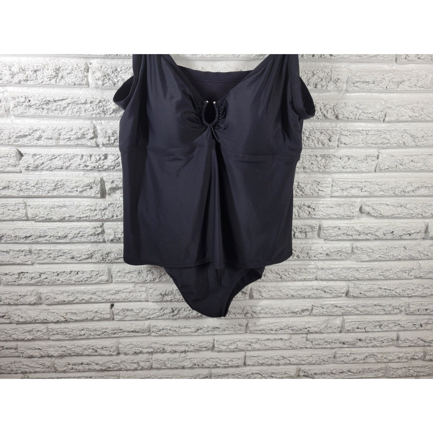 Sand n Sun Womens Swimsuit 3X Piece One Piece Black Bra Beach  Lined Pool Summer