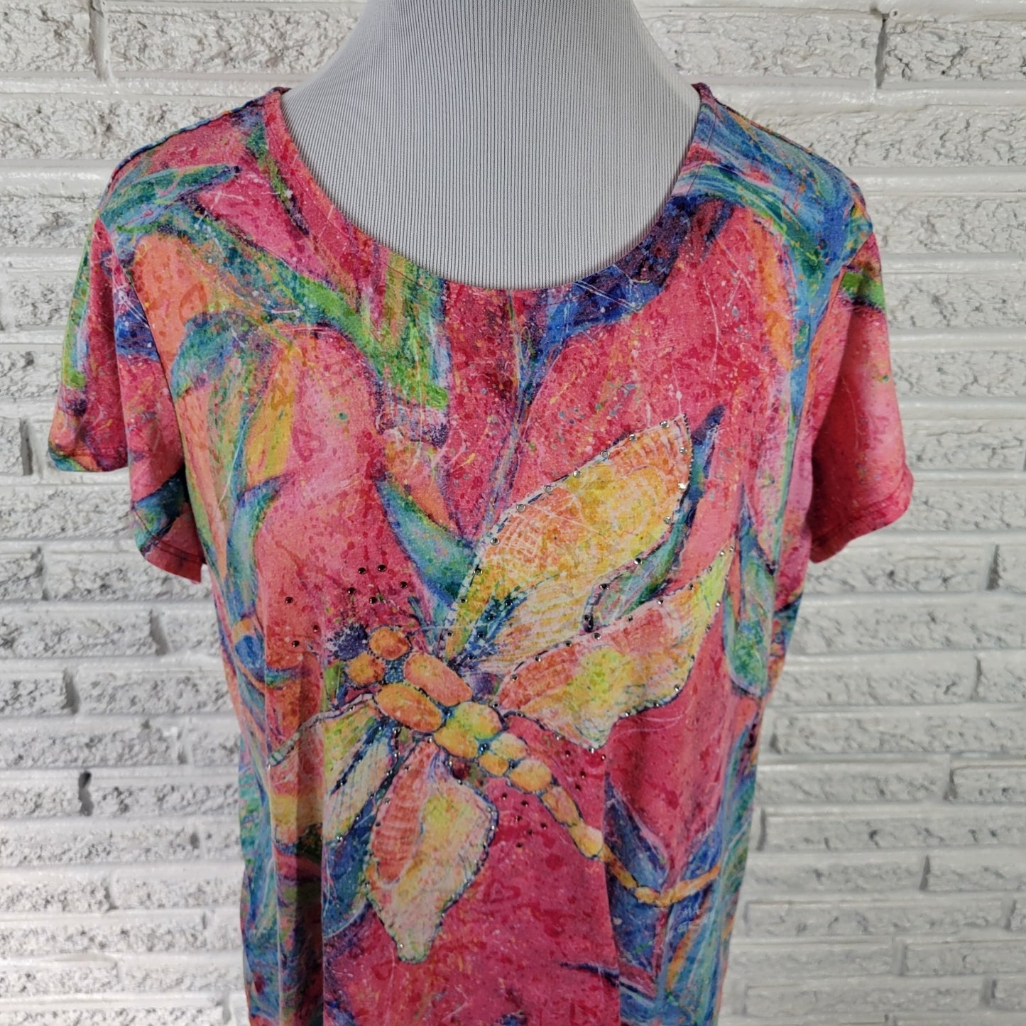 Leoma Lovegrove Womens Top XL Tee Dragonfly Pink Poly Blend Rhinestones Comfy