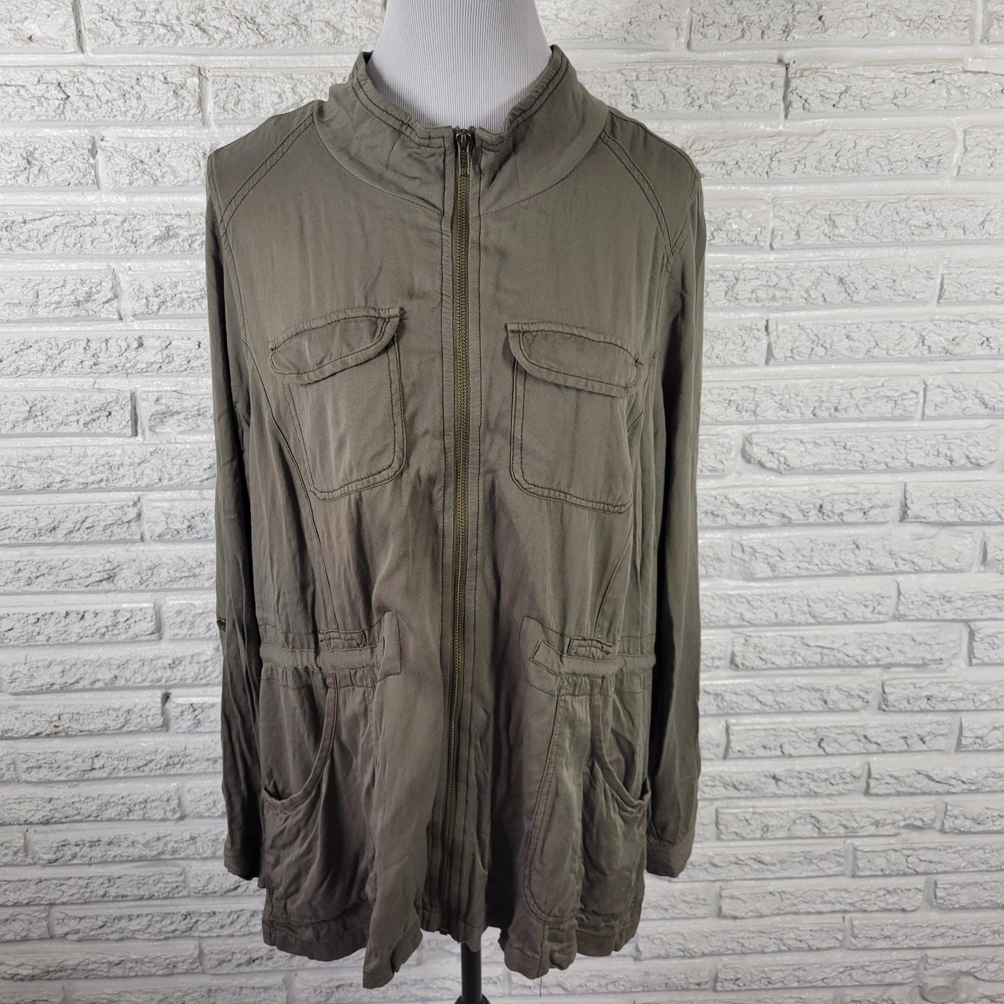 Maurices Women's Plus Size 1X Green Lightweight Utility Jacket Soft Rayon Zip Up