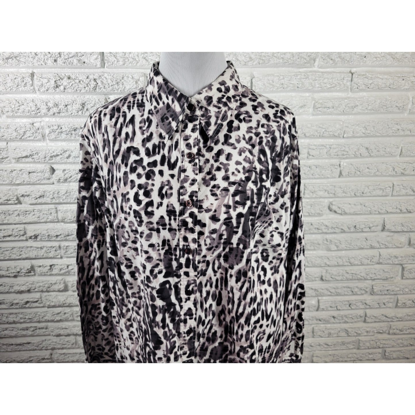 Jones New York Womens Top 3X Plus Long Sleeve Black Animal Print Collar Cotton