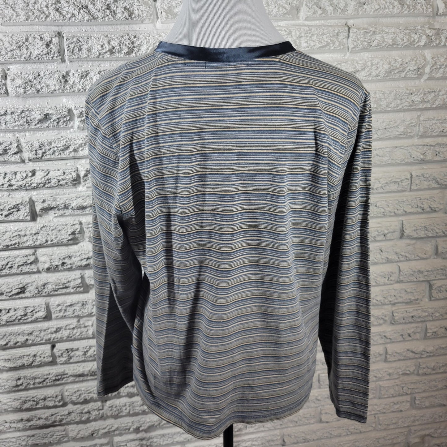 Liz Claiborne Women Top Extra Large XL Tee Long Sleeve Blue White Stripe Casual