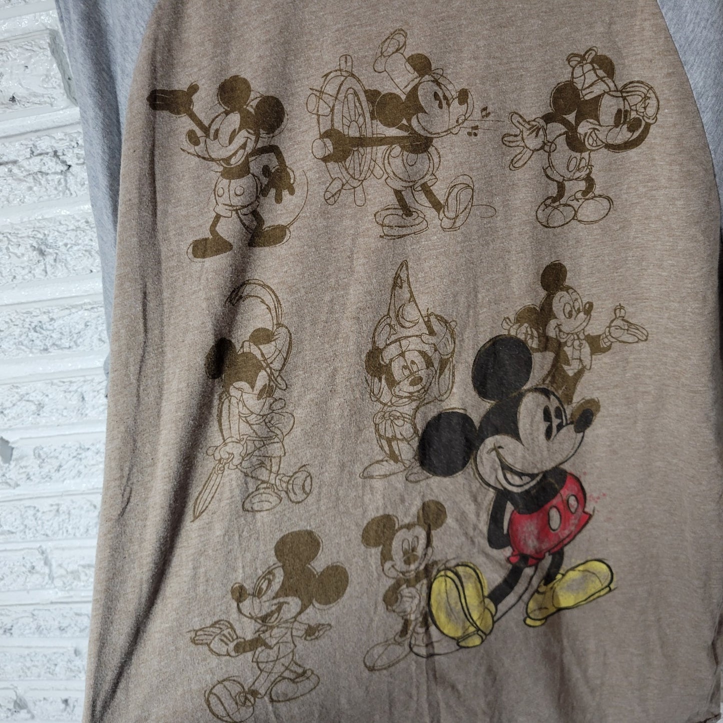 Disney Womens Top XL Tee Raglan Sleeve Mickey Mouse Faded Look Tan Cotton Blend