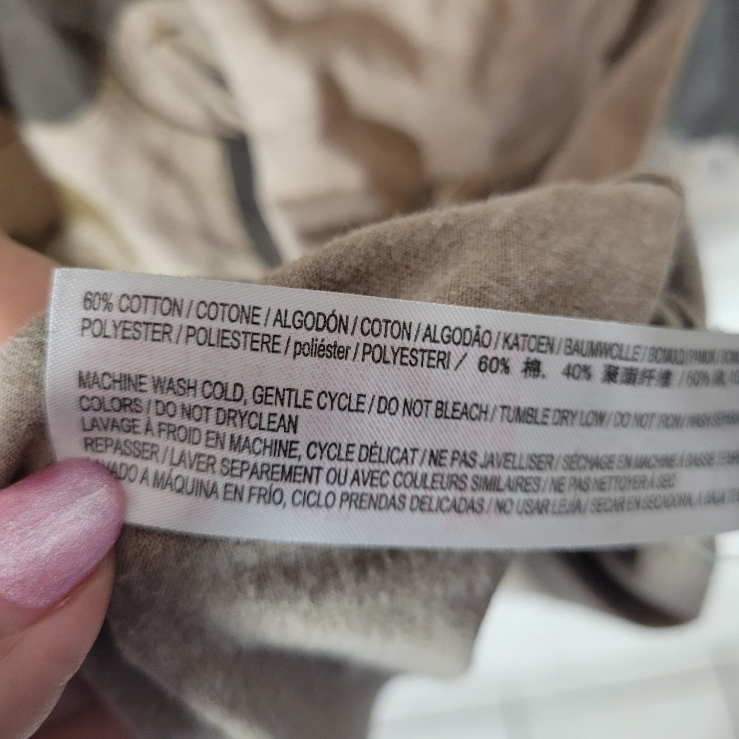 Disney Womens Top XL Tee Raglan Sleeve Mickey Mouse Faded Look Tan Cotton Blend