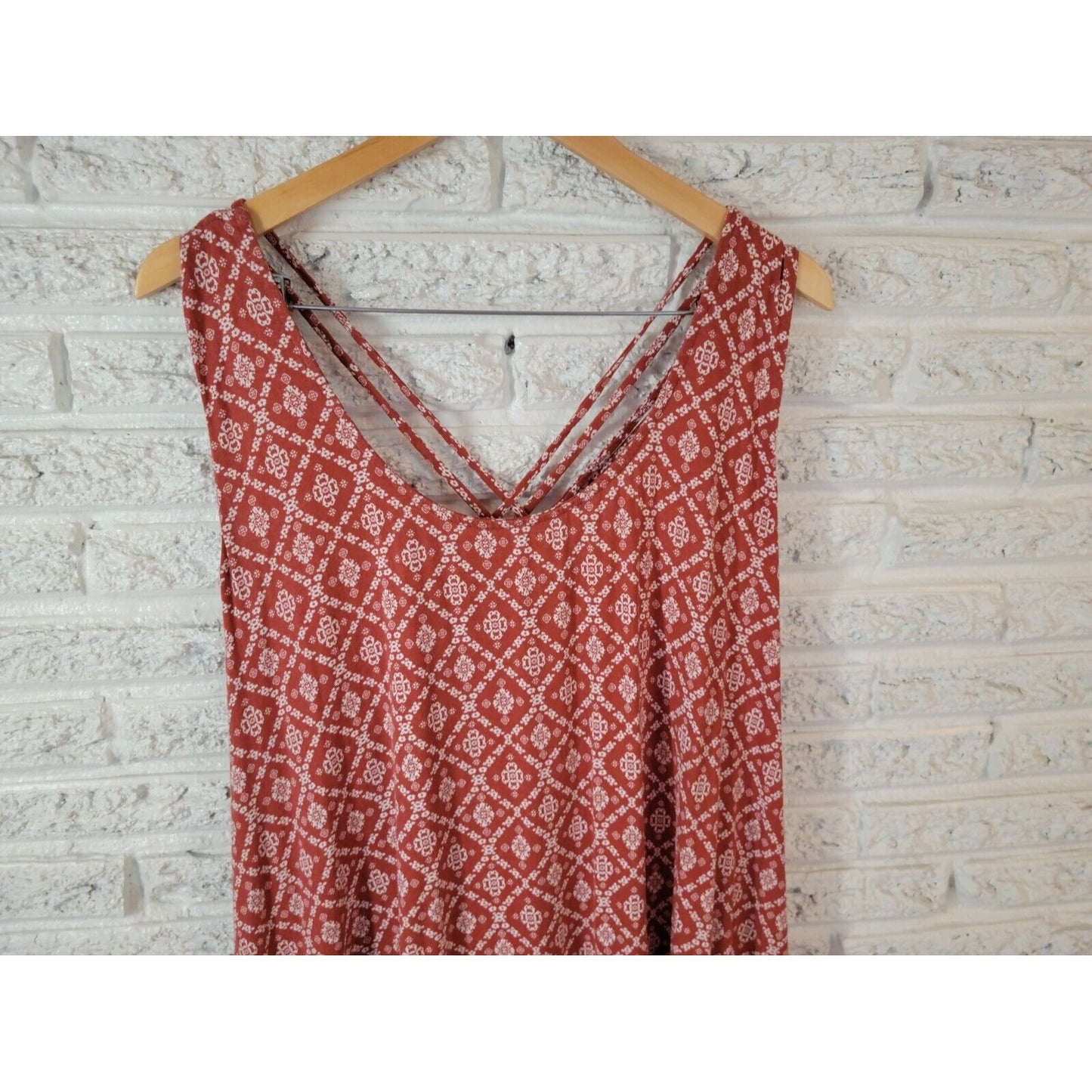 Torrid Lovesick Womens Top 4X Tank Criss Cross Brown Motif Boho Spaghetti Strap