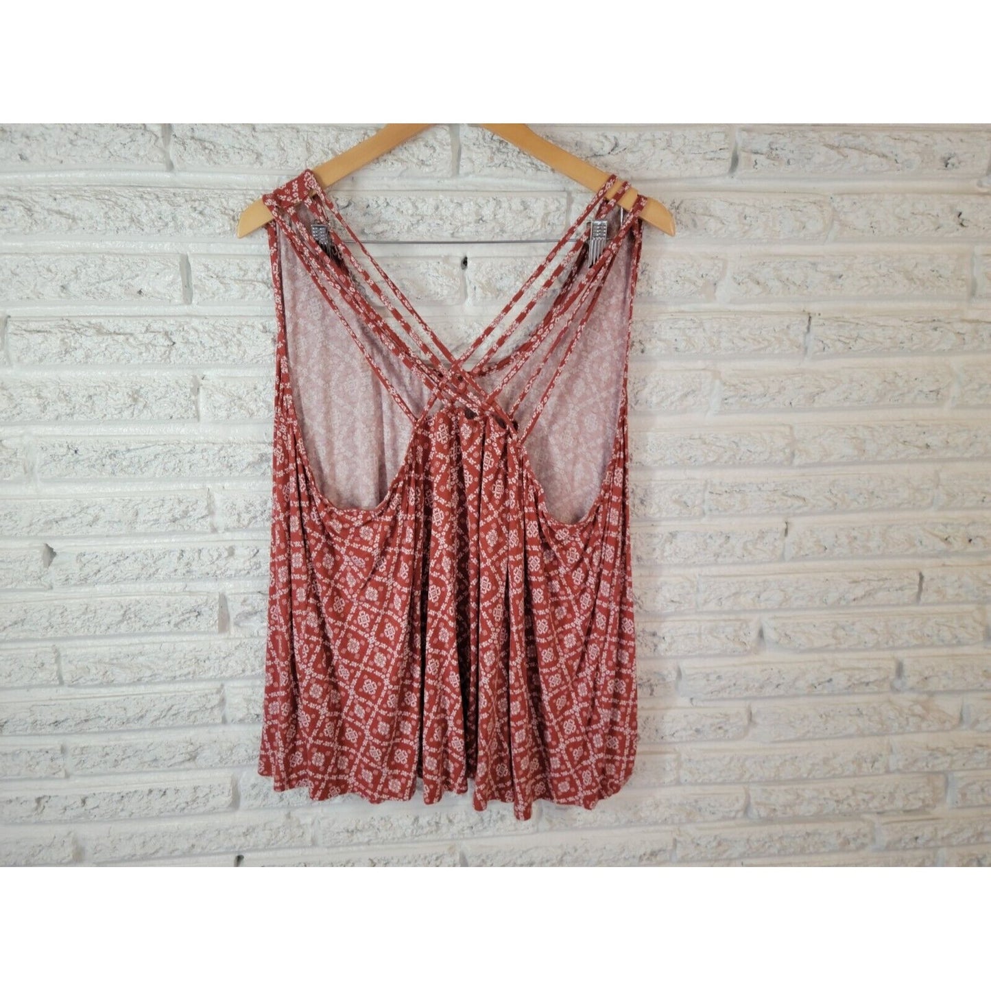 Torrid Lovesick Womens Top 4X Tank Criss Cross Brown Motif Boho Spaghetti Strap