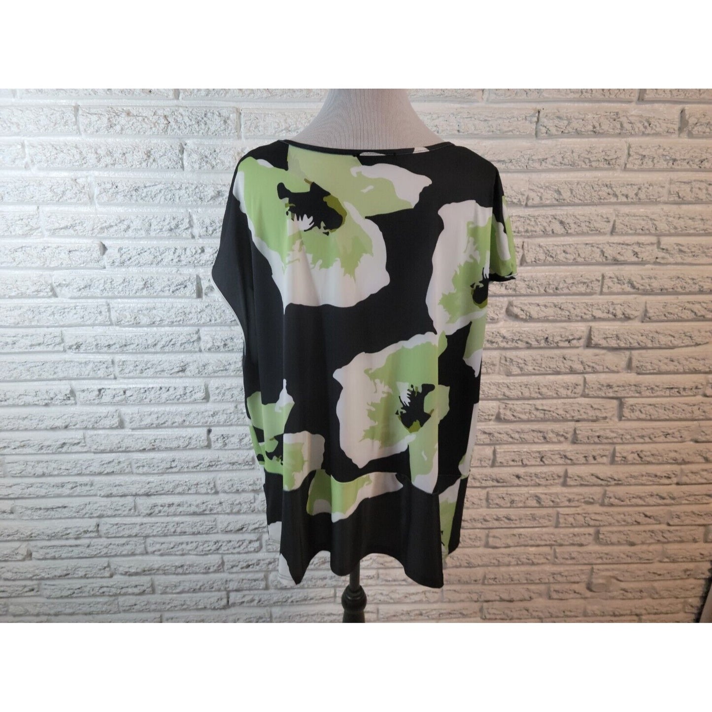 Lily Firmiana Womens Top 2XL Plus Sleeveless Green Abstract Tie Poly Blend