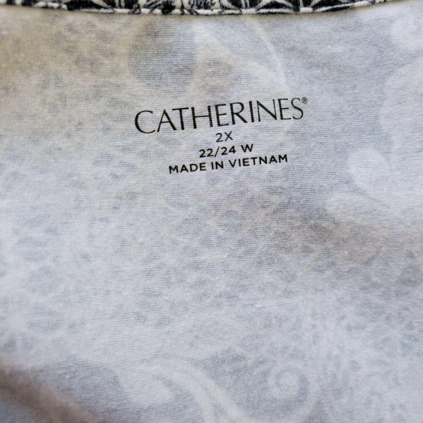 Catherines Womens Top 2X Plus Tee Tunic Black White Floral Cotton Blend Casual