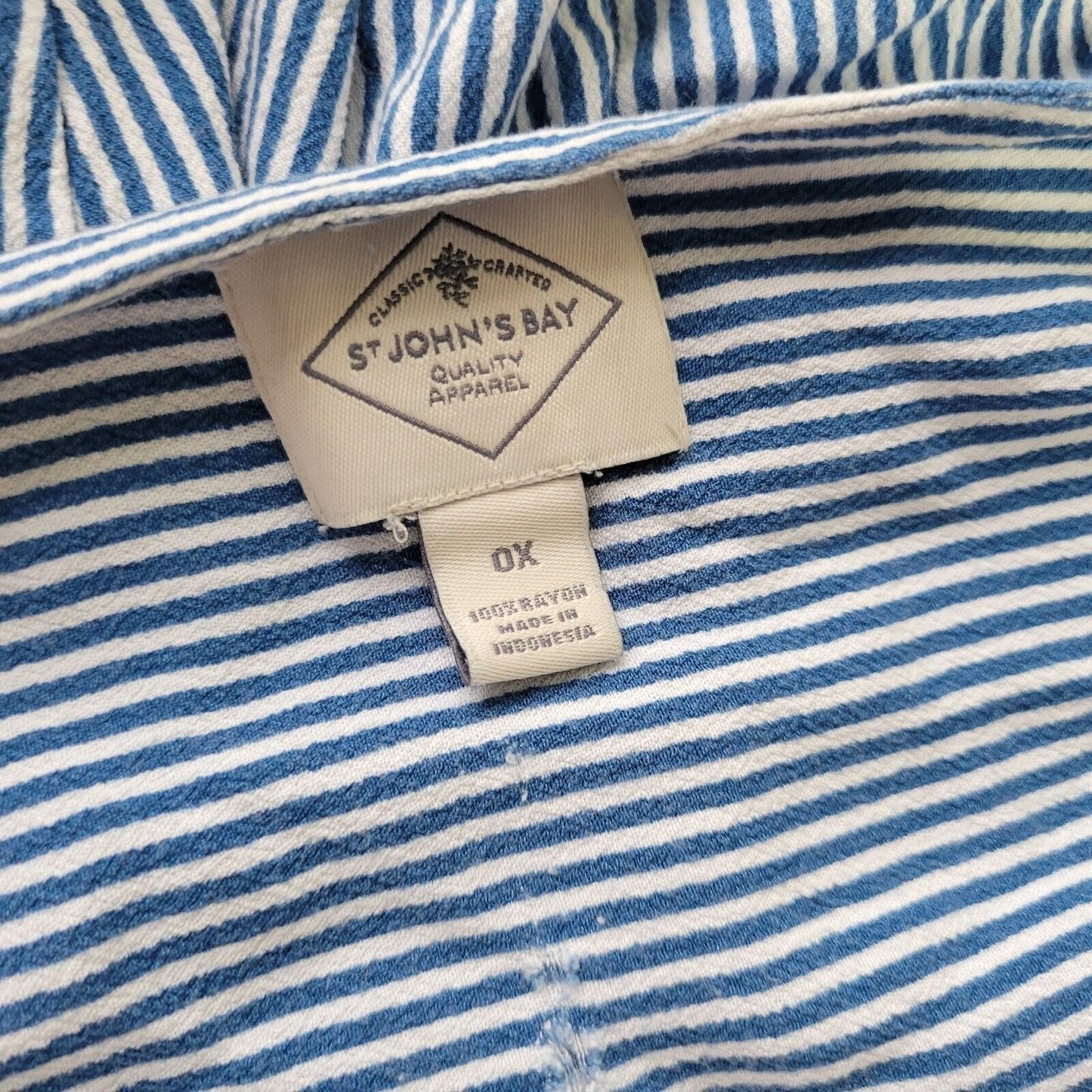 St Johns Bay Womens Top 0X Plus 3/4 Sleeve Blue Stripe Lightweight Rayon Casual