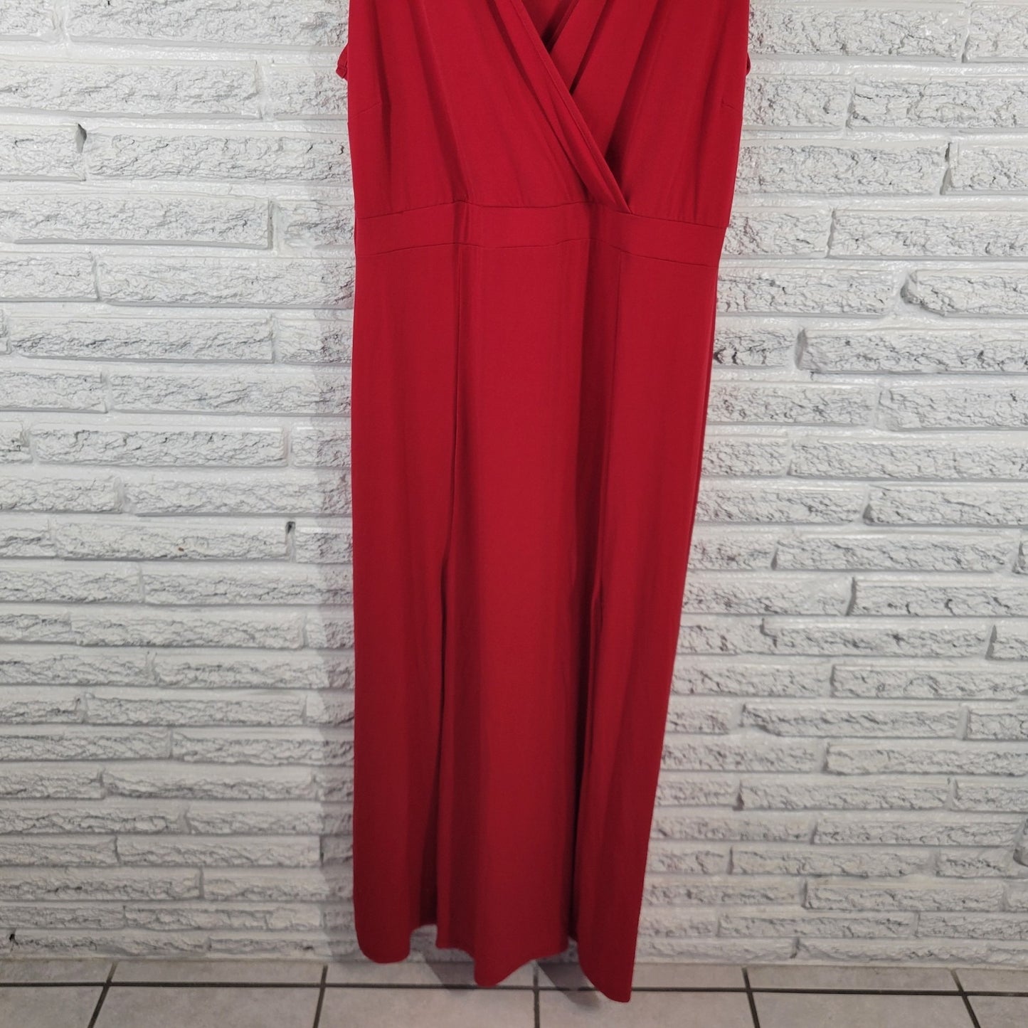 Curvy Sense Womens Dress 3X Plus Sleeveless Maxi Red Sheath Side Slit Poly Blend