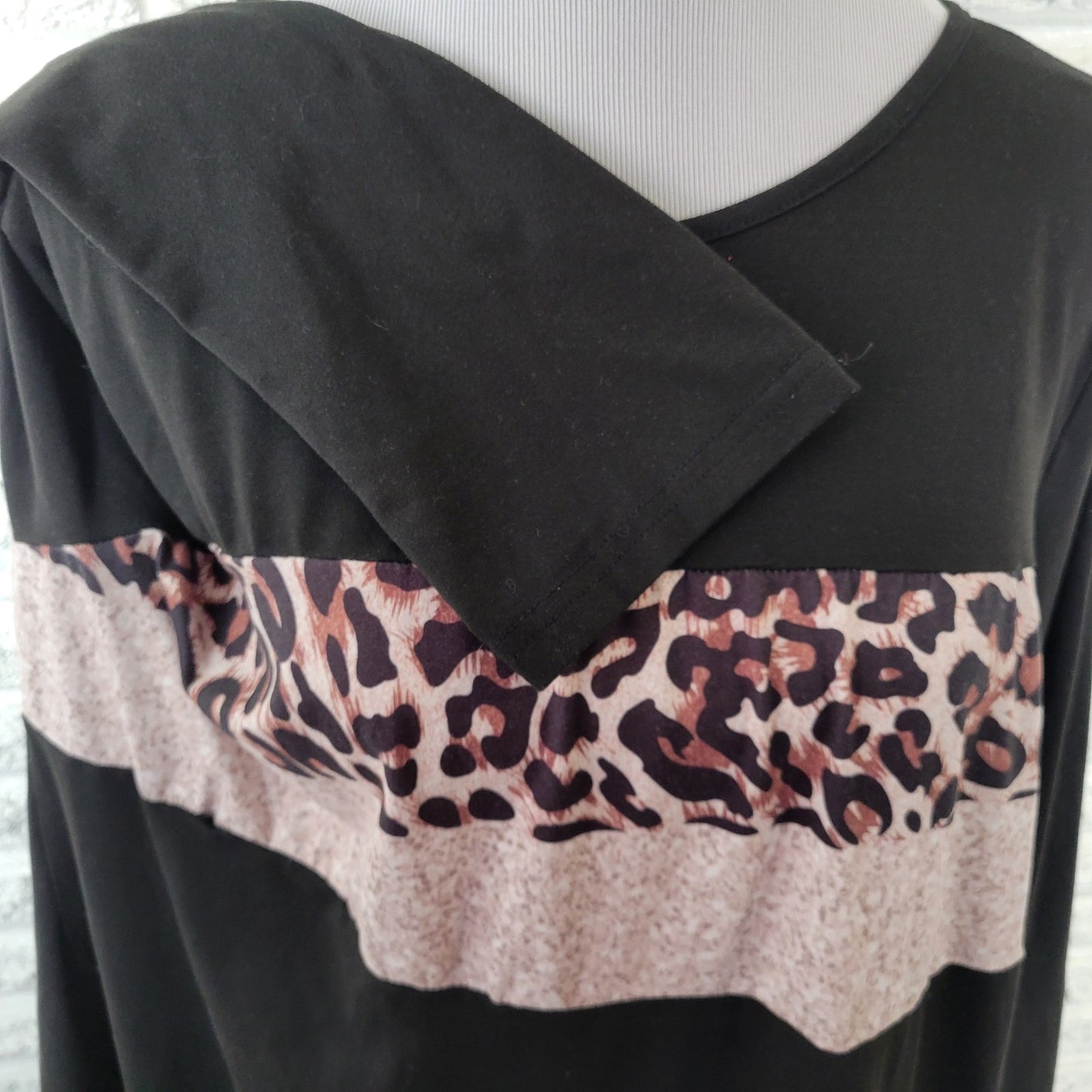 Shein Curve 2XL Plus Black Animal Print Top Long Sleeve Tee Jersey BLA99E