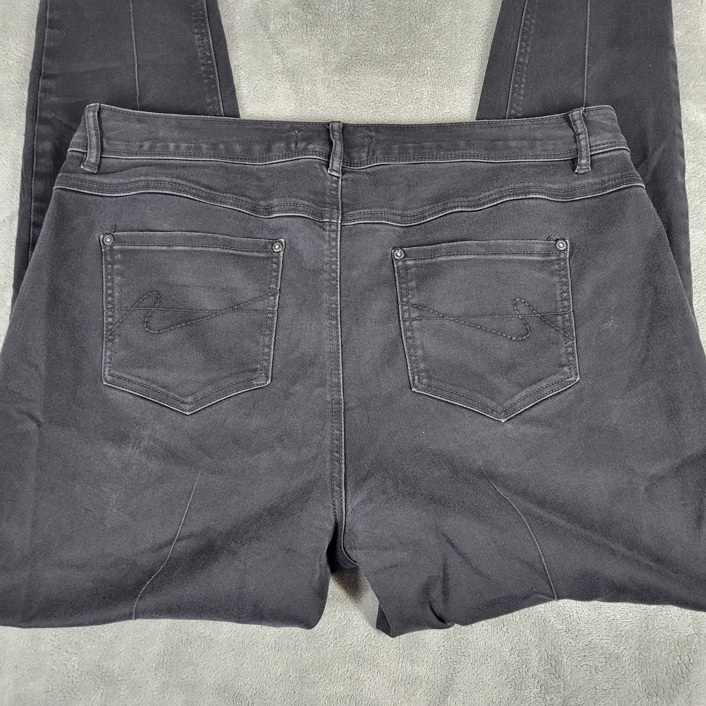 Cato Est 1946 Womens Jeans 16W Plus Classic Skinny Black Denim Zip Fly Comfy