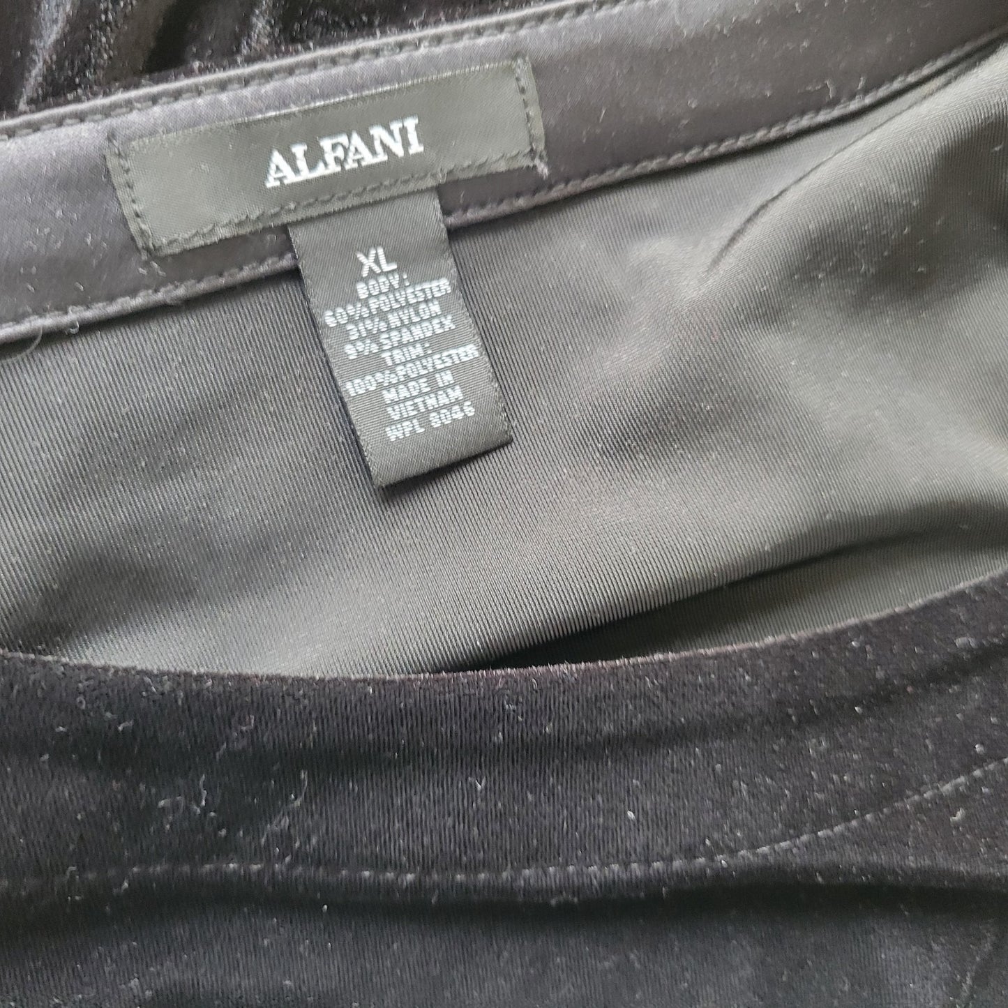 Alfani Women's XL Tunic Top Black Velour 3/4 Sleeve Chiffon Hem Blouse BLA85E
