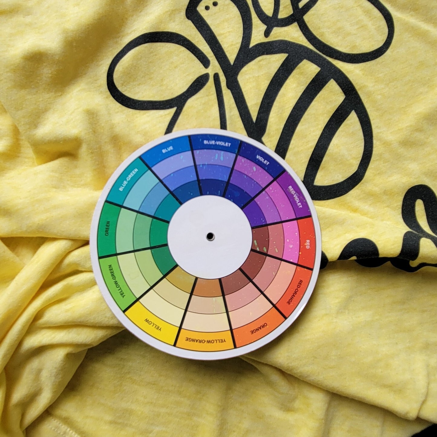 Cato Est 1946 Womens Top 18W 20W Lightweight Back Keyhole Yellow Bumble Bee Kind