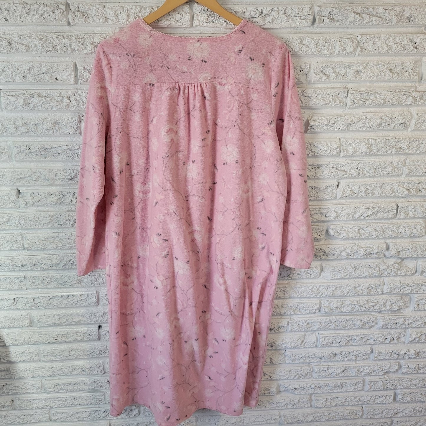Adonna Women Nightgown XXL Plus Long Sleeve Pink Fleece Lace Trim Quarter Button