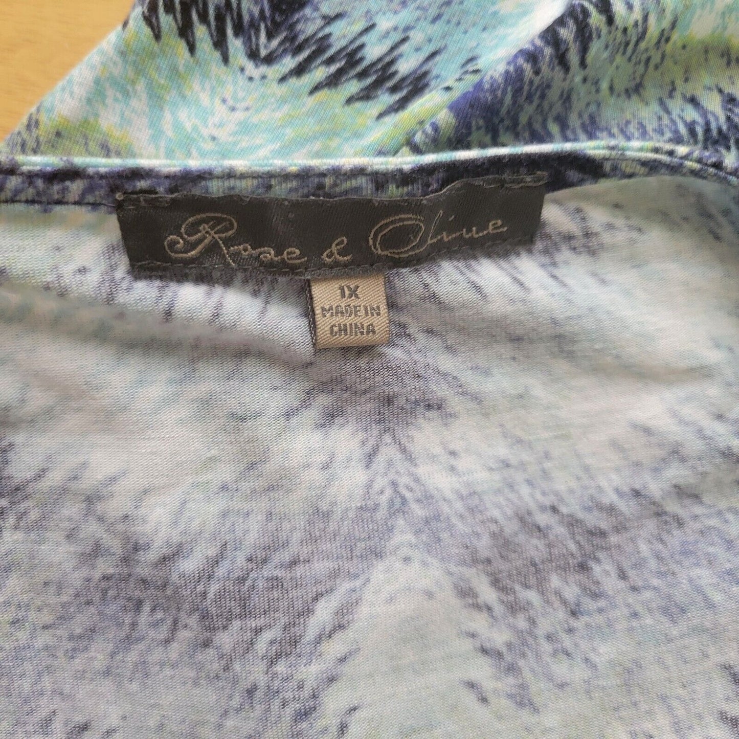 Rose Olive Women Top 1X Plus Tunic 3/4 Sleeve Blue Watercolor Lightweight Rayon