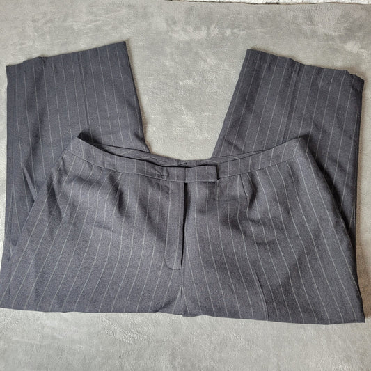 Isabella Womens Pants 22W Plus Cropped Gray Stripe Zip Fly Poly Blend Office