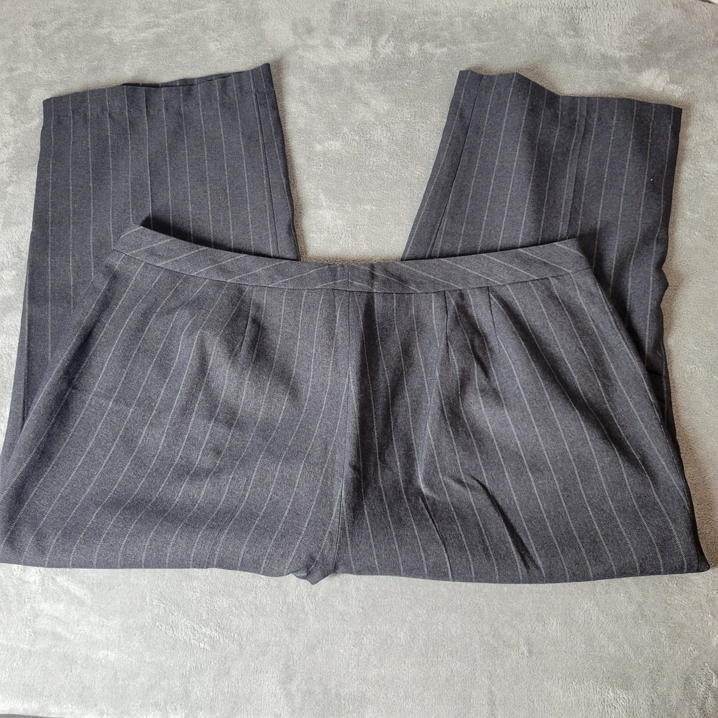 Isabella Womens Pants 22W Plus Cropped Gray Stripe Zip Fly Poly Blend Office