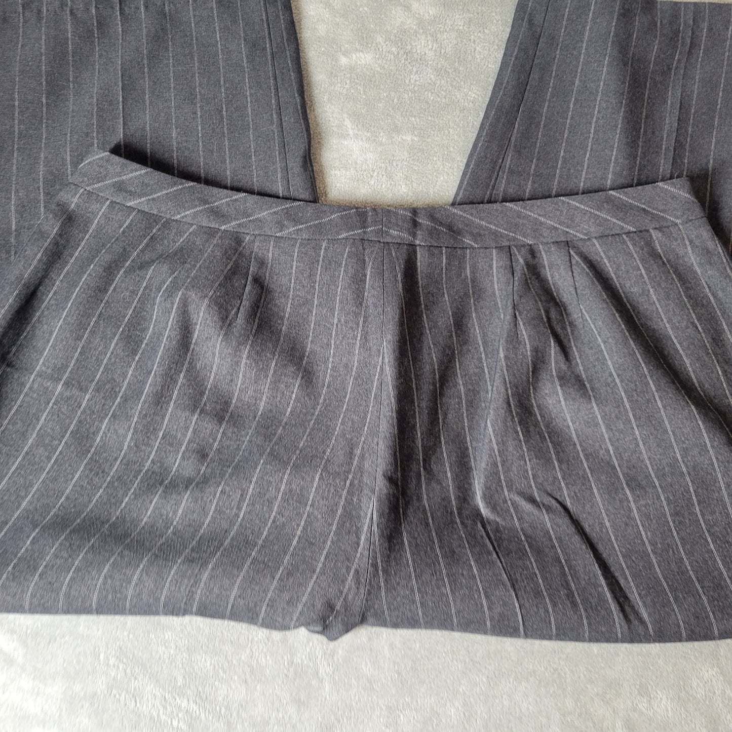 Isabella Womens Pants 22W Plus Cropped Gray Stripe Zip Fly Poly Blend Office