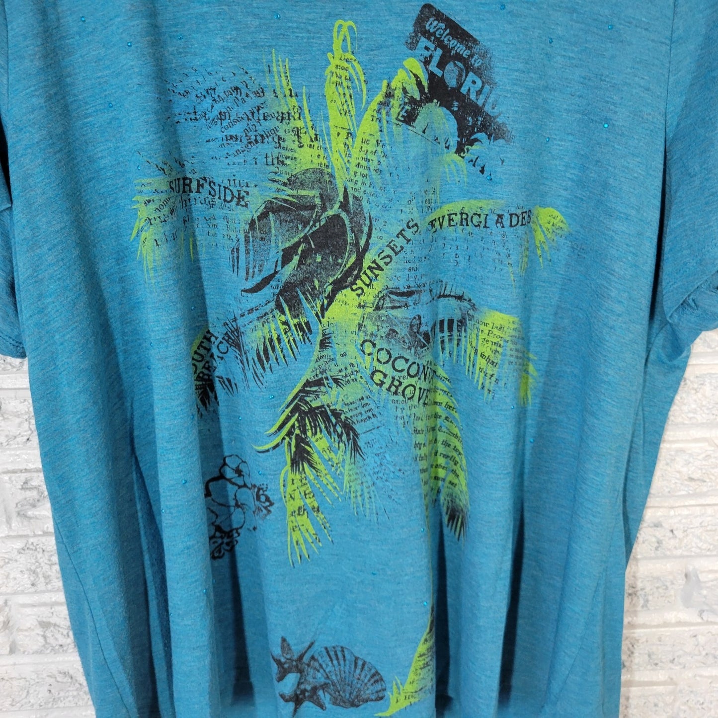 Catherines Womens Top 1X Plus Tee Blue Tropical Poly Blend Split Crochet Back