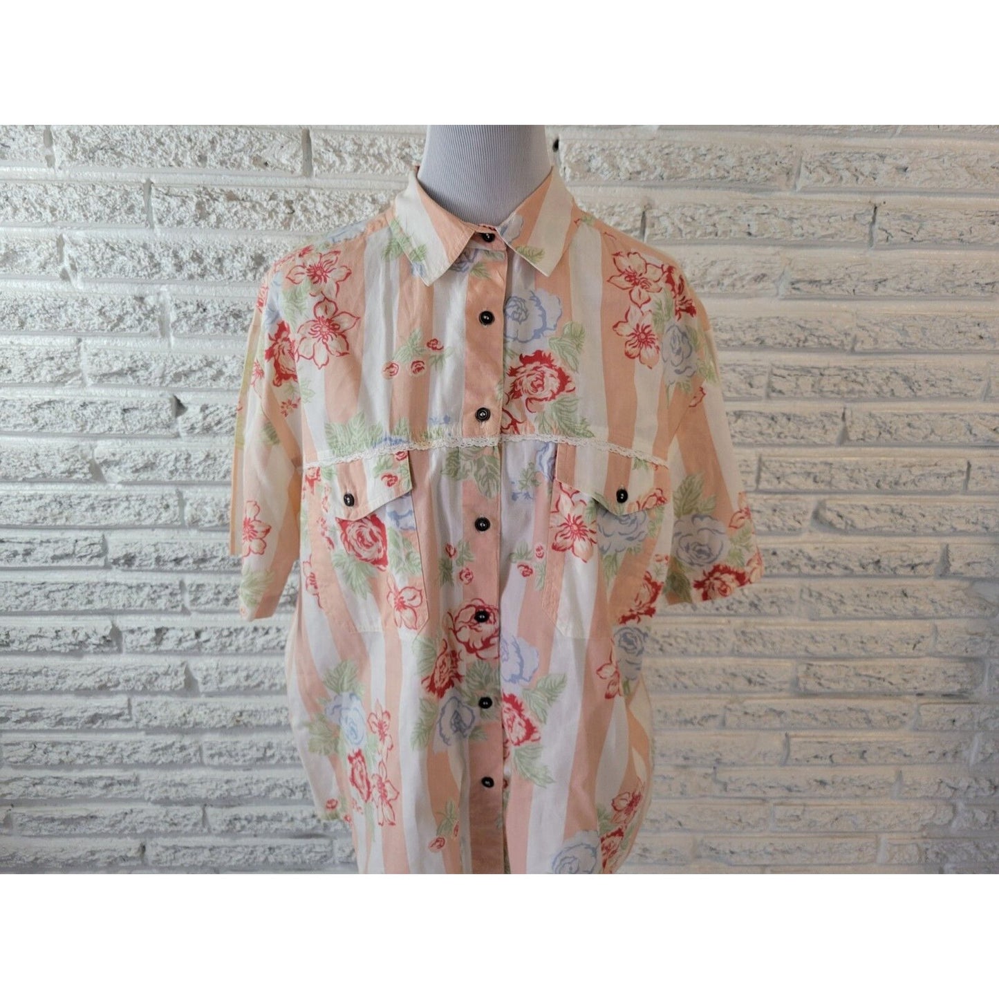 SK Wear Womens Shirt 2X Plus Short Sleeve Button Up Pink Floral Cotton Casual