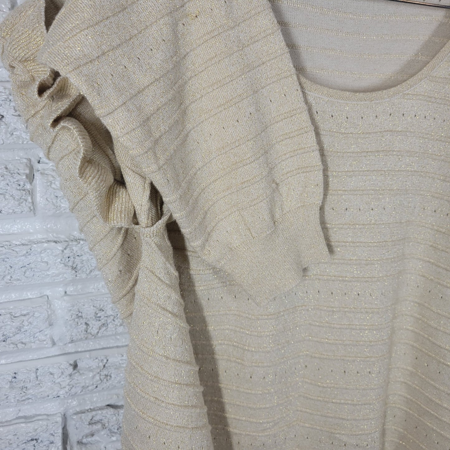 Liz Claiborne Womens Sweater 2X Plus Ruffle Sleeve Gold Metallic Pleated Party