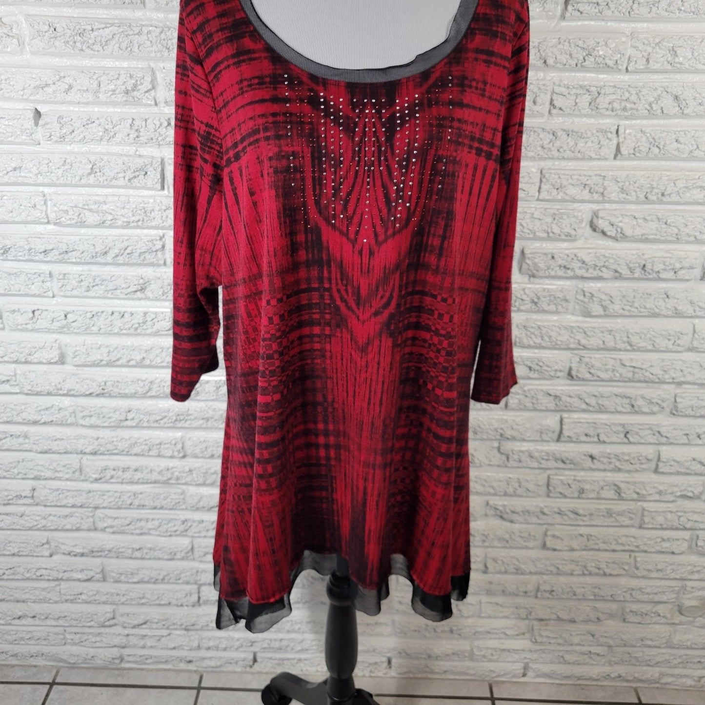 Live Let Live Womens Top XXL Plus Tunic Red Black Plaid Asymmetric Studded Mesh