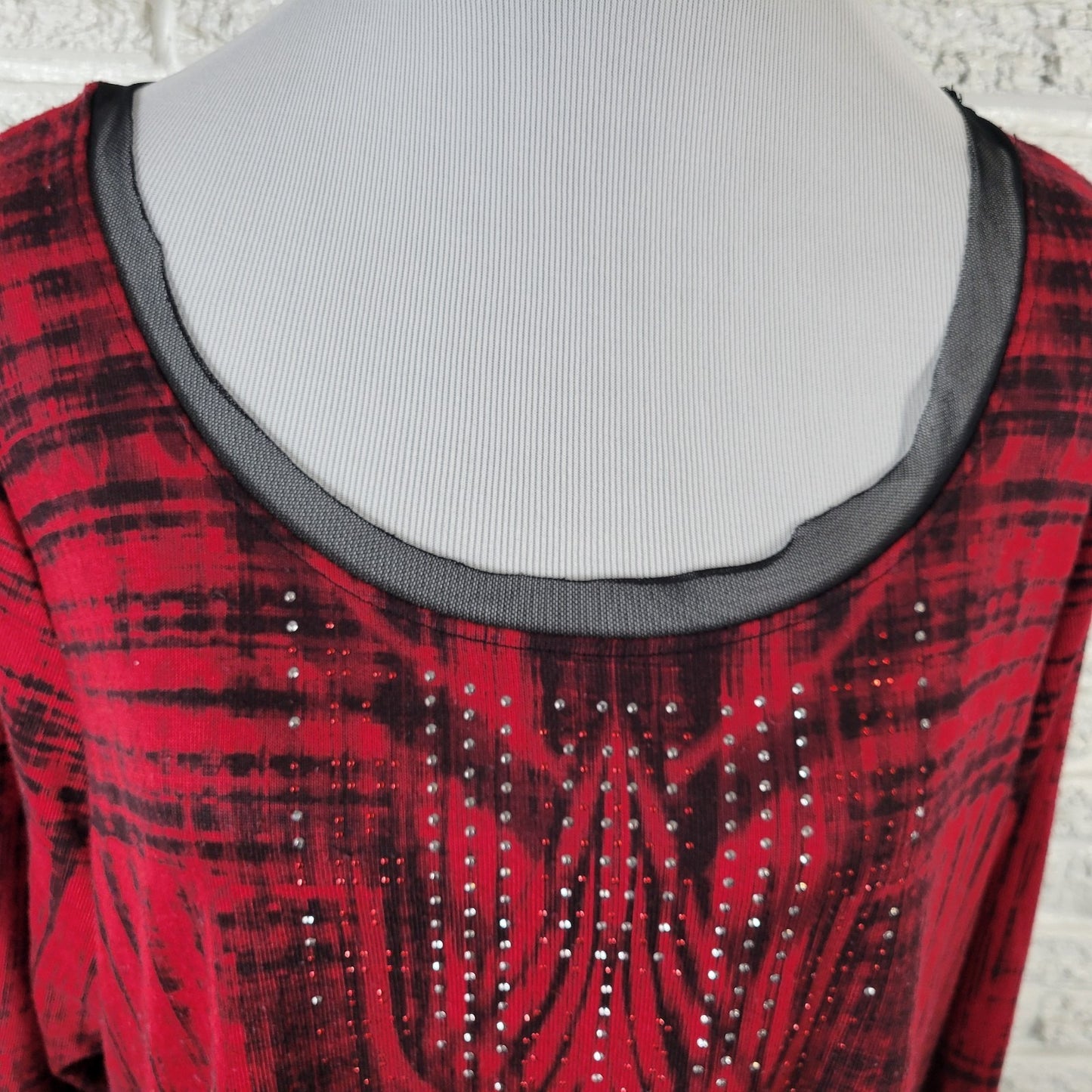 Live Let Live Womens Top XXL Plus Tunic Red Black Plaid Asymmetric Studded Mesh