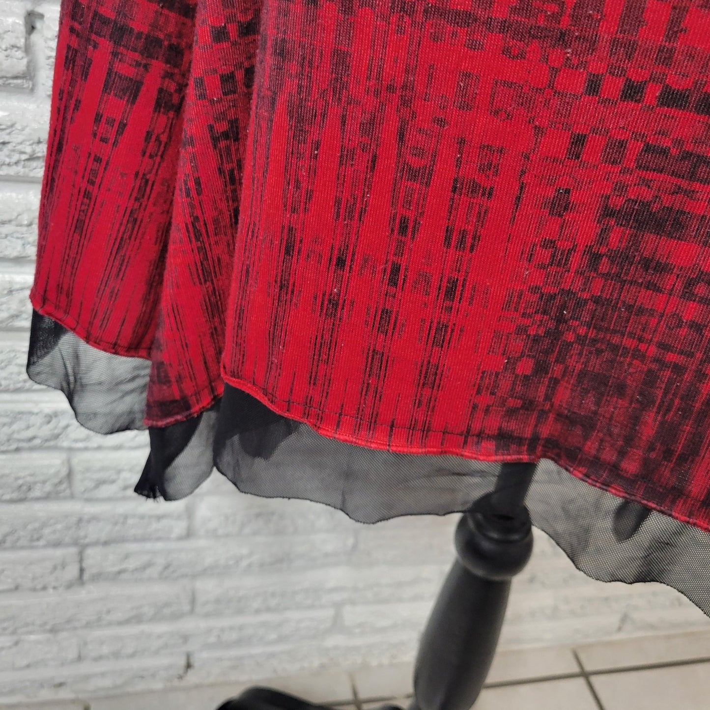Live Let Live Womens Top XXL Plus Tunic Red Black Plaid Asymmetric Studded Mesh