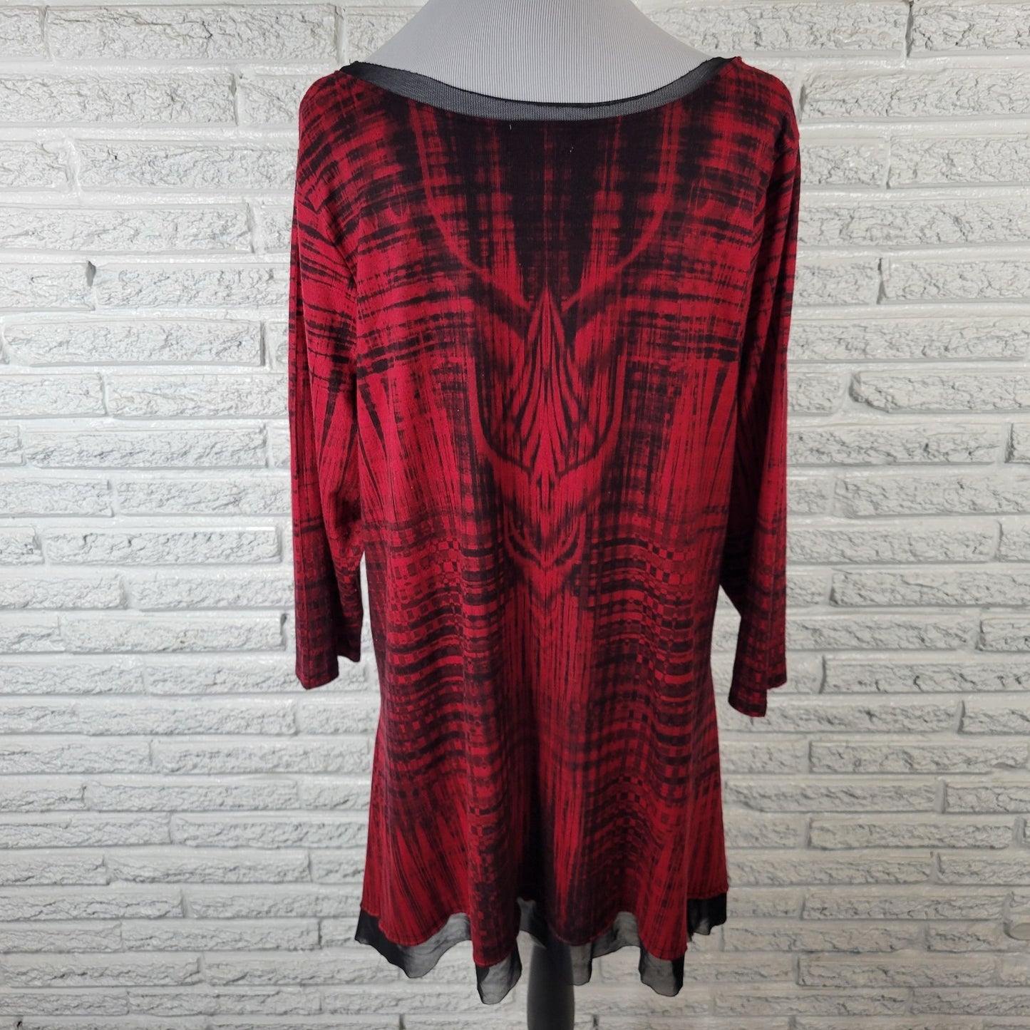 Live Let Live Womens Top XXL Plus Tunic Red Black Plaid Asymmetric Studded Mesh
