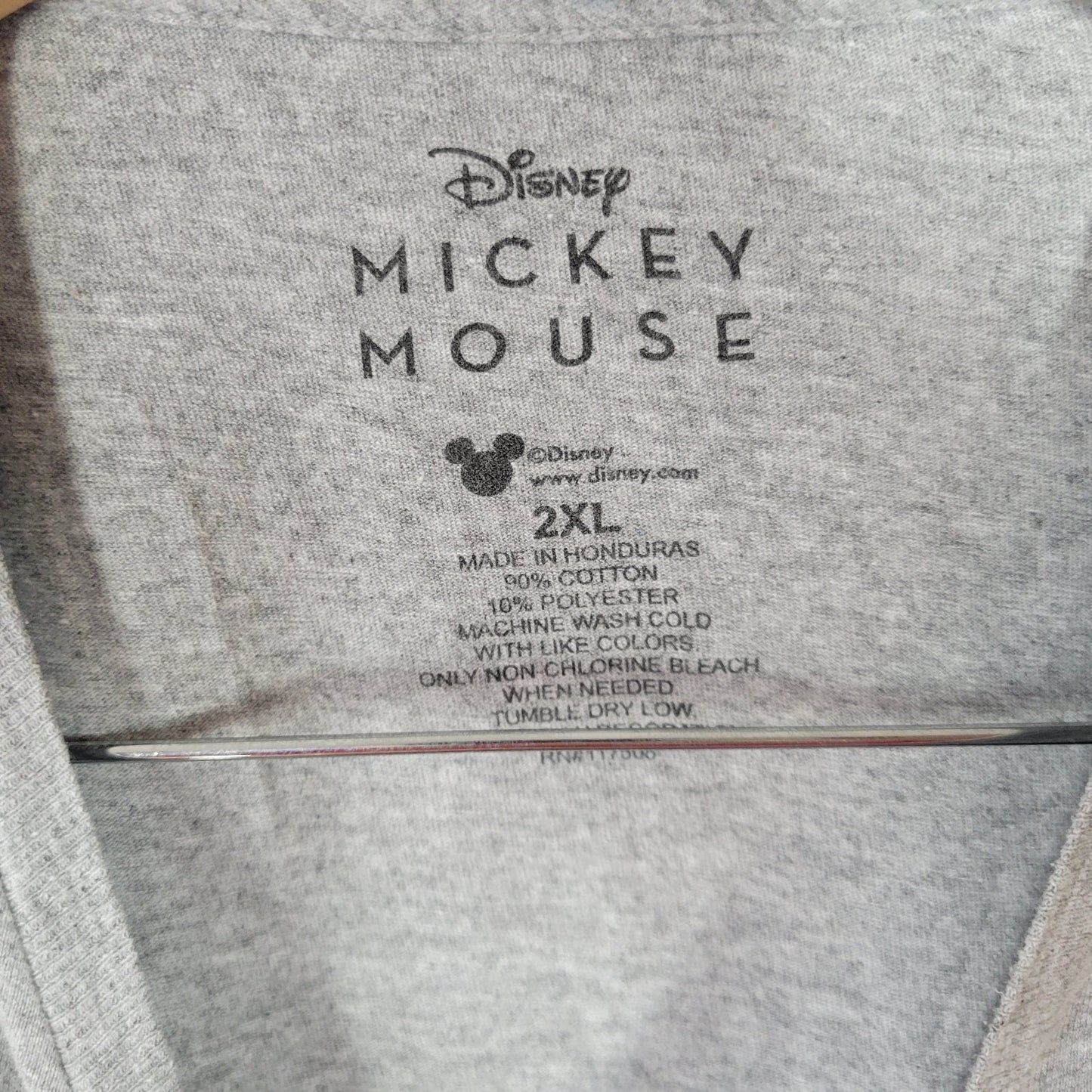 Disney Mickey Mouse Women's 2XL Plus Size Gray Top Short Sleeve  NOV82E