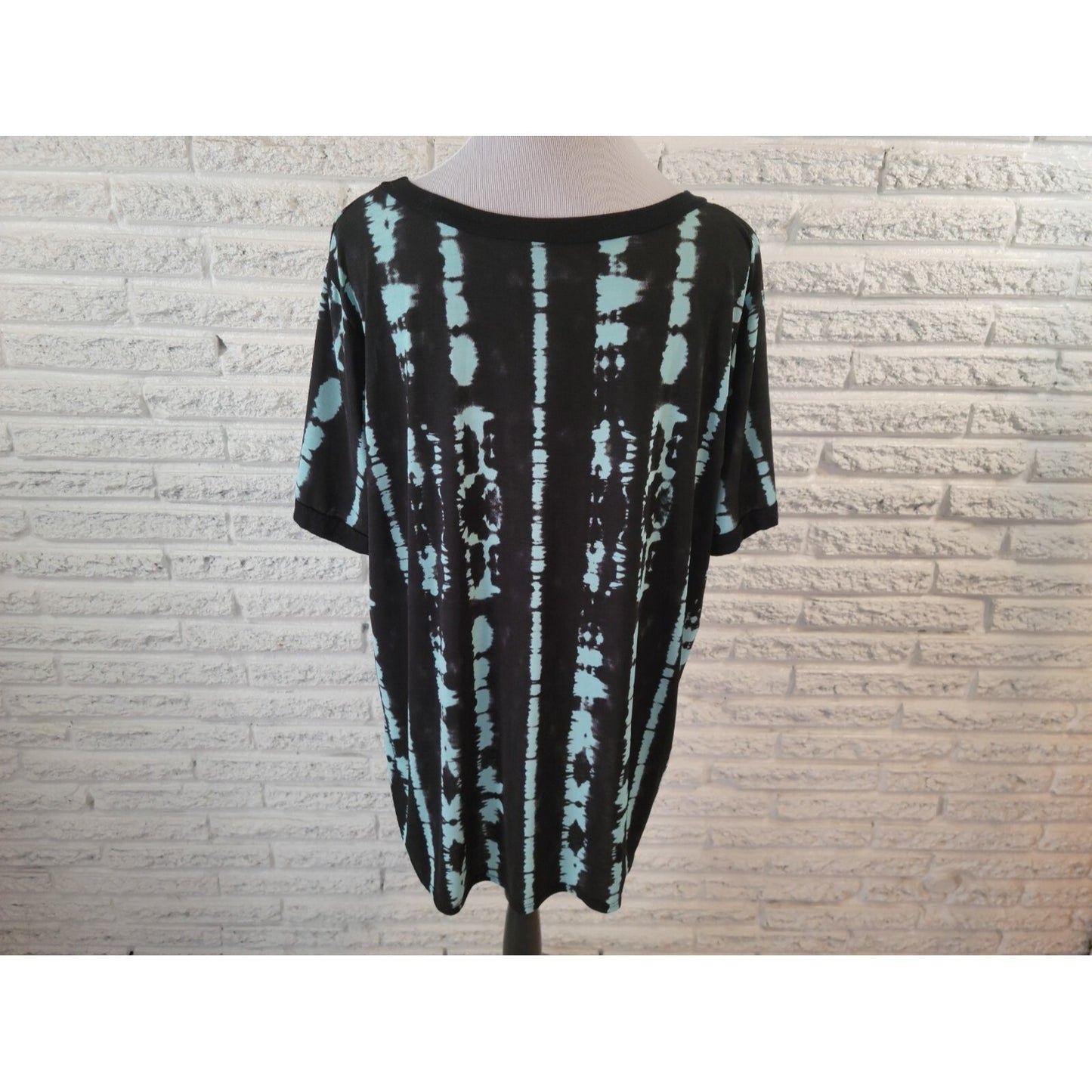 Sew in Love Womens Top 3X Plus Tee Short Sleeve Blue Watercolor Semi Sheer