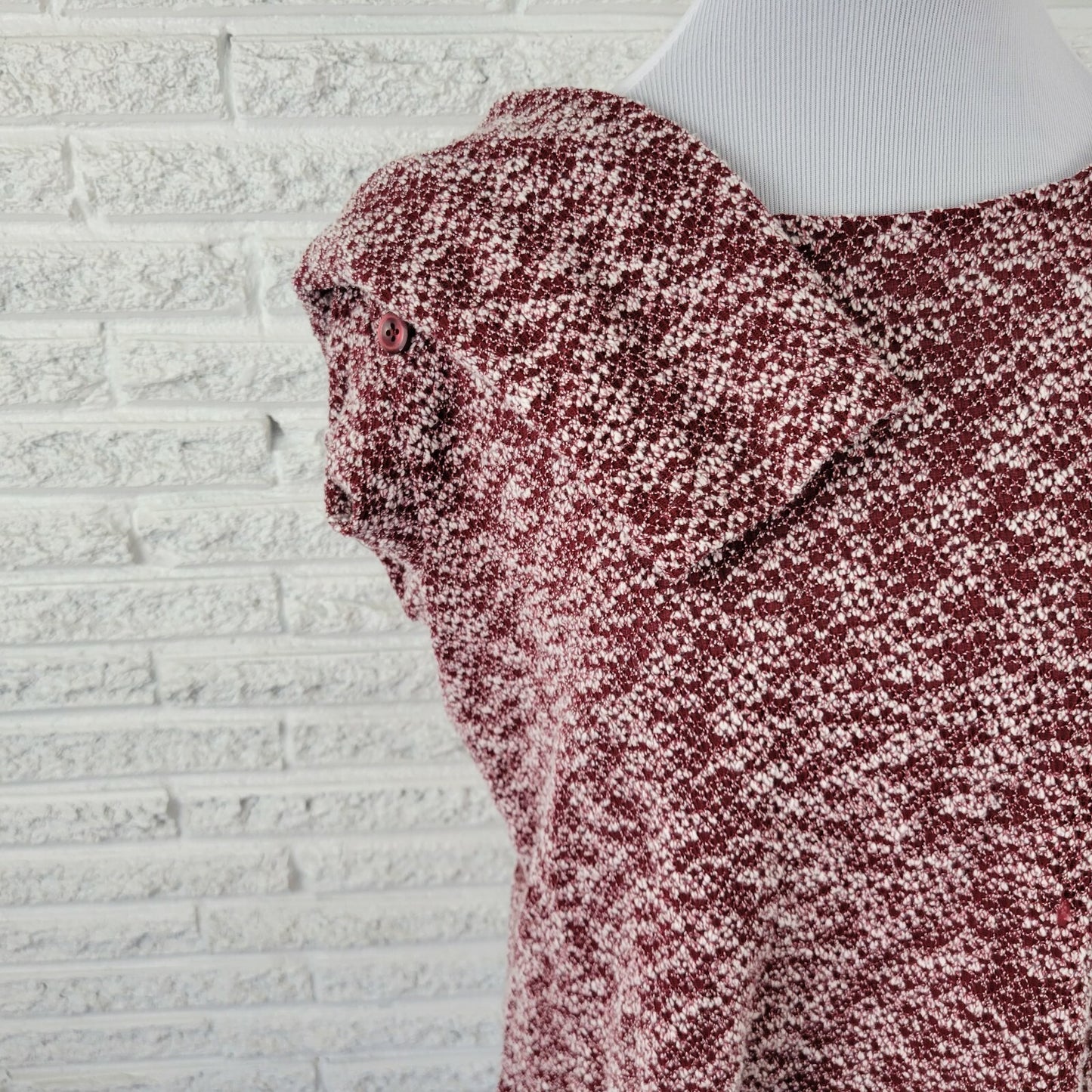 Christopher Banks Womens Top Extra Large Burgundy Semi Sheer Knit Lightweight