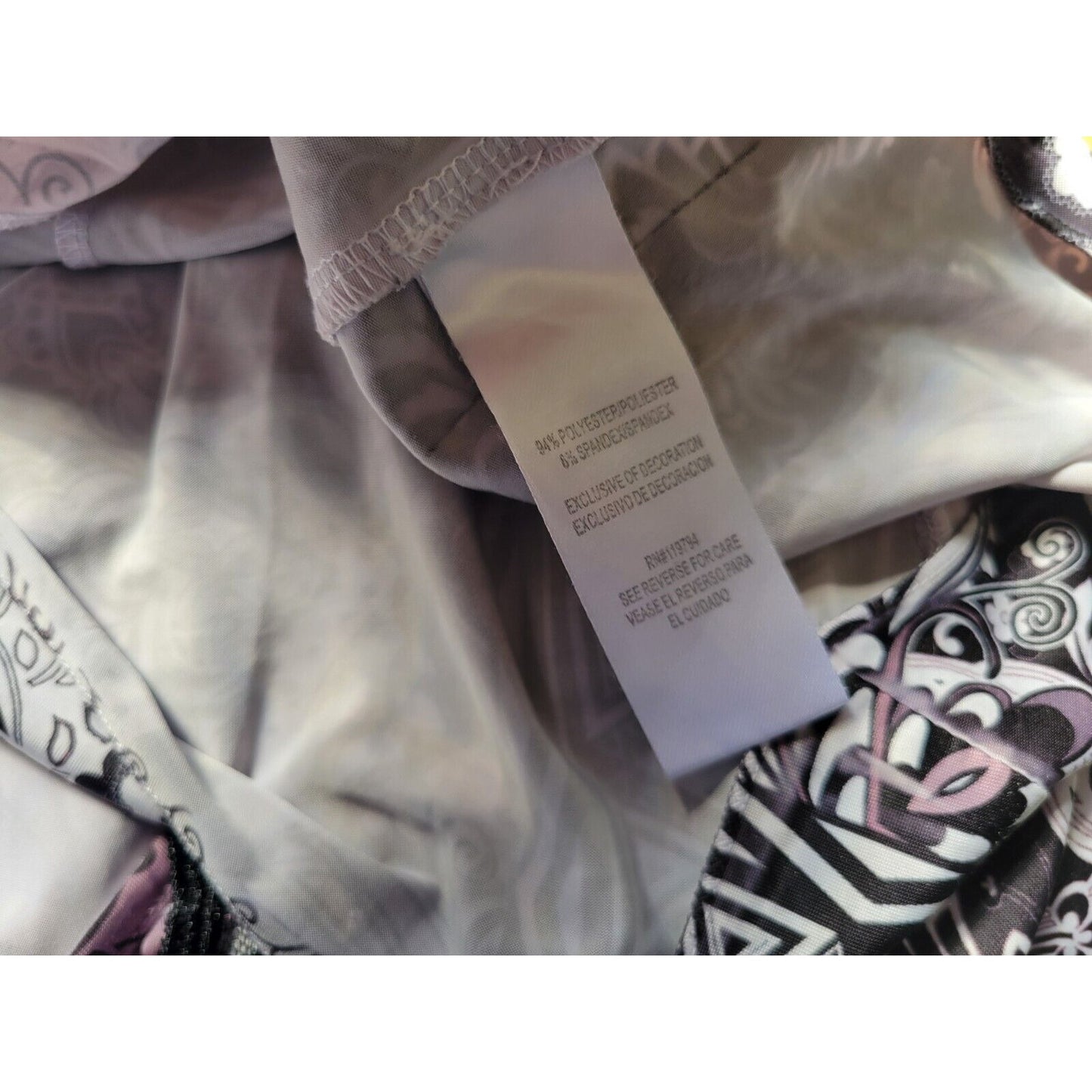 Energe Womens Top 2X Plus Tunic Short Sleeve Mandala Black Lace Trim Laser Cut