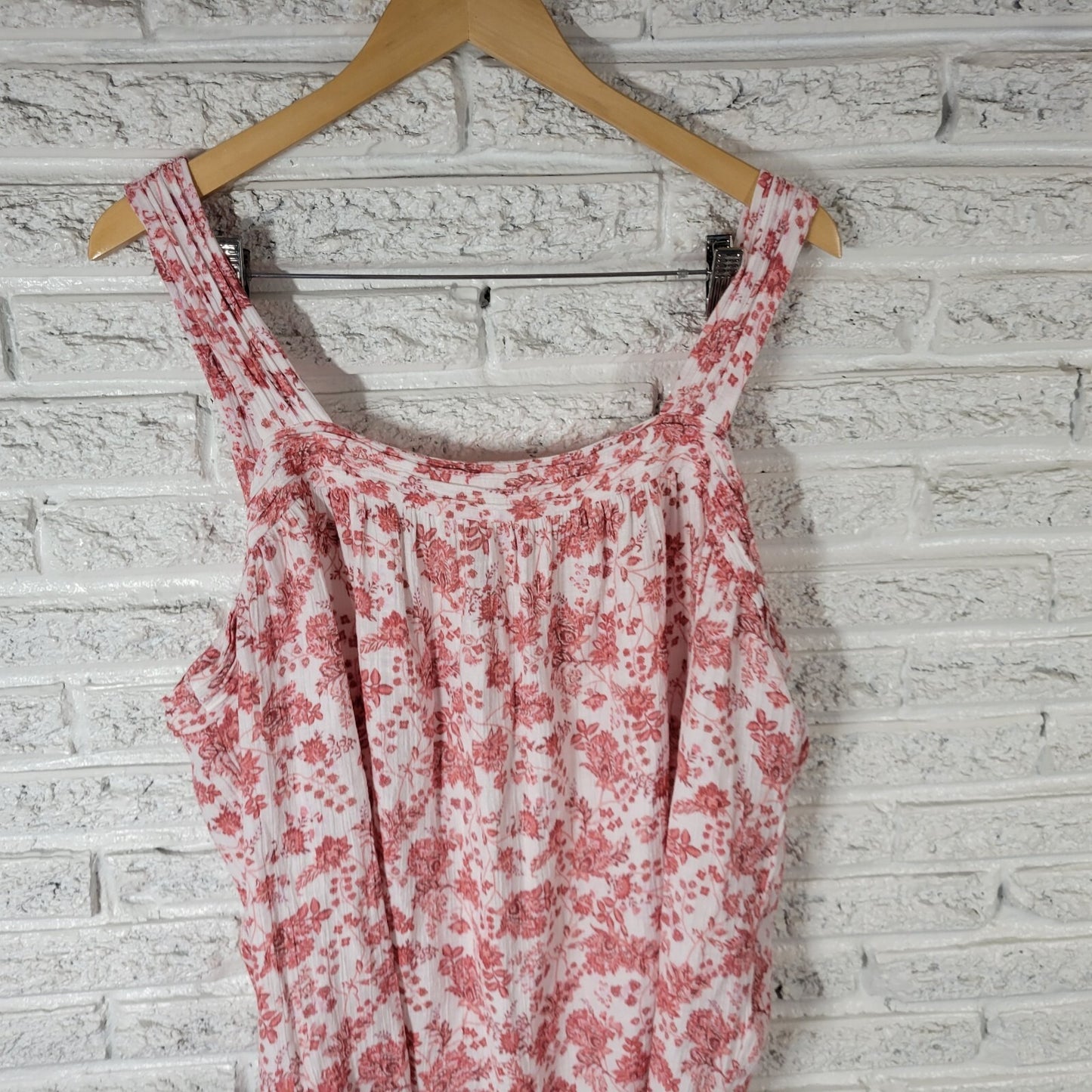 Wonderly Womens Top 2X Plus Swing Wide Strap Pink Red Flora Button Comfy  Casual