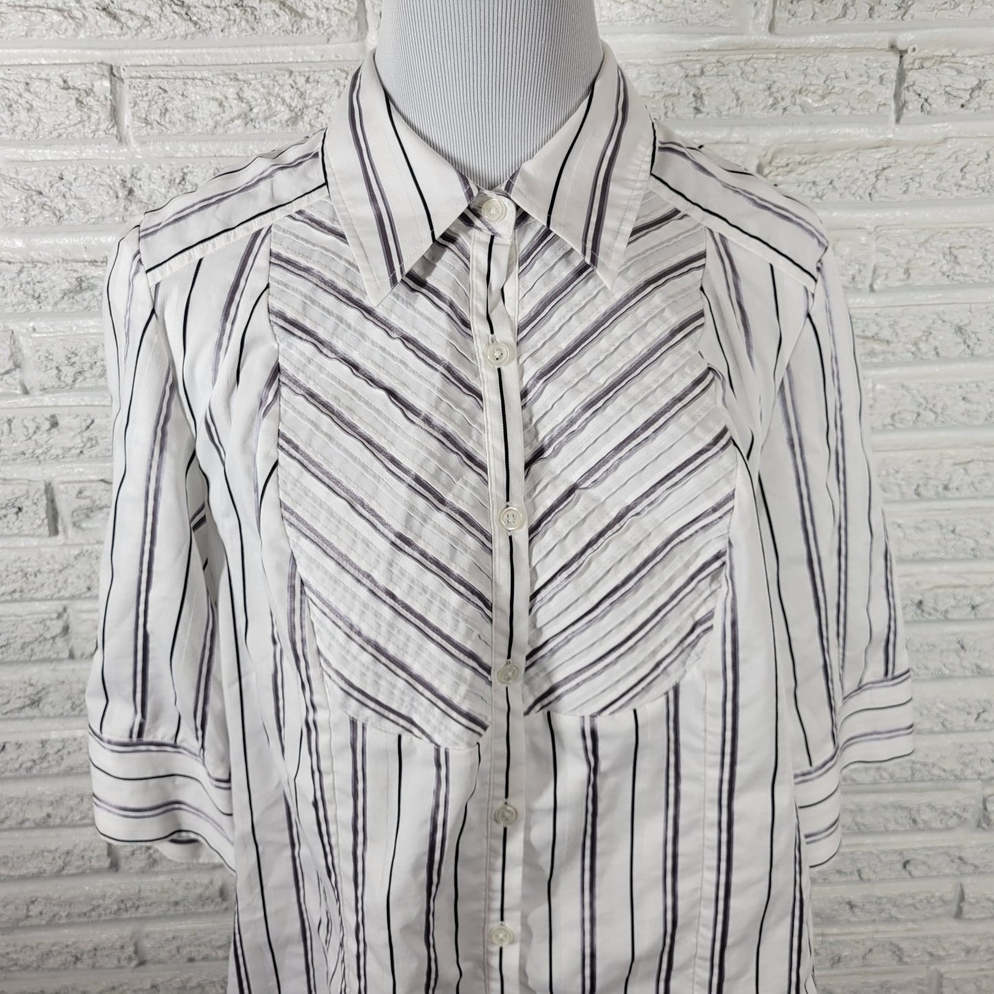 Lane Bryant Womens Top 18 20 Plus 3/4 Sleeve Button Up Pintuck Gray White Stripe