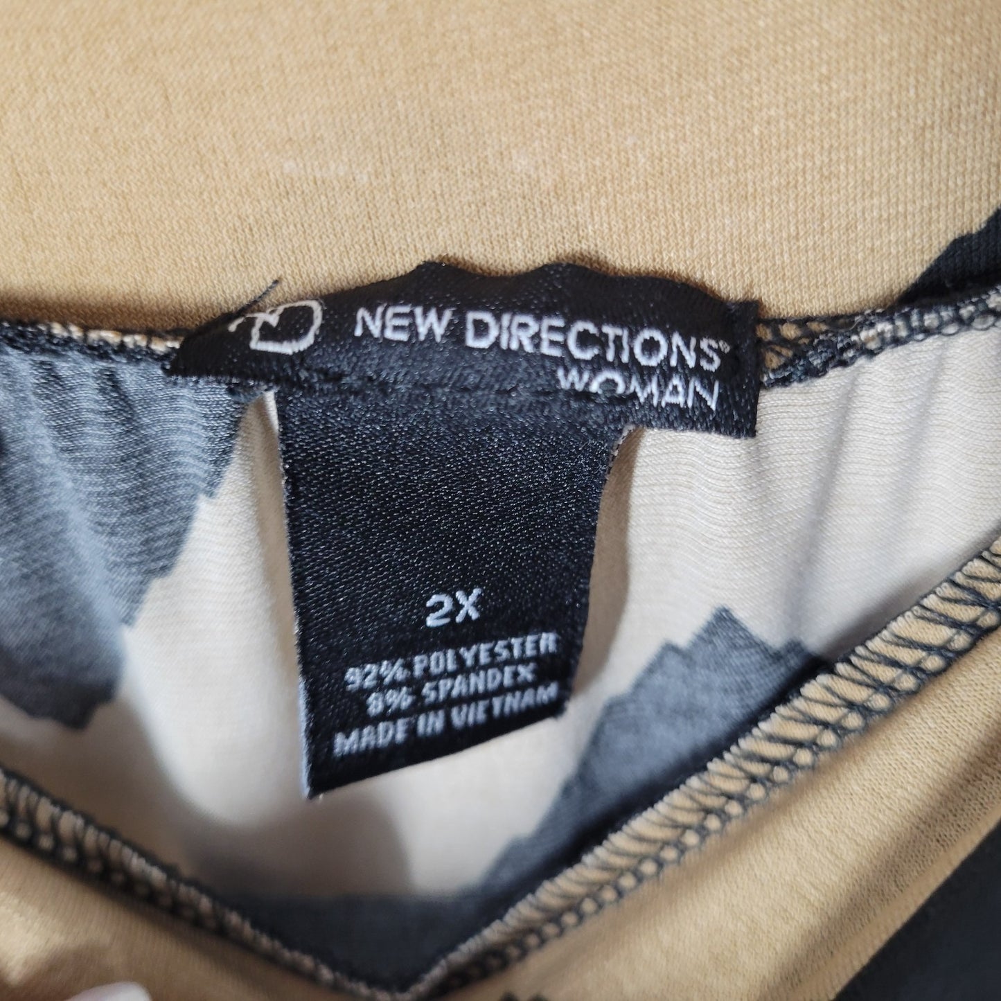 New Directions Women's 2X Black Beige Geometric Zig Zag Midi GEO210E