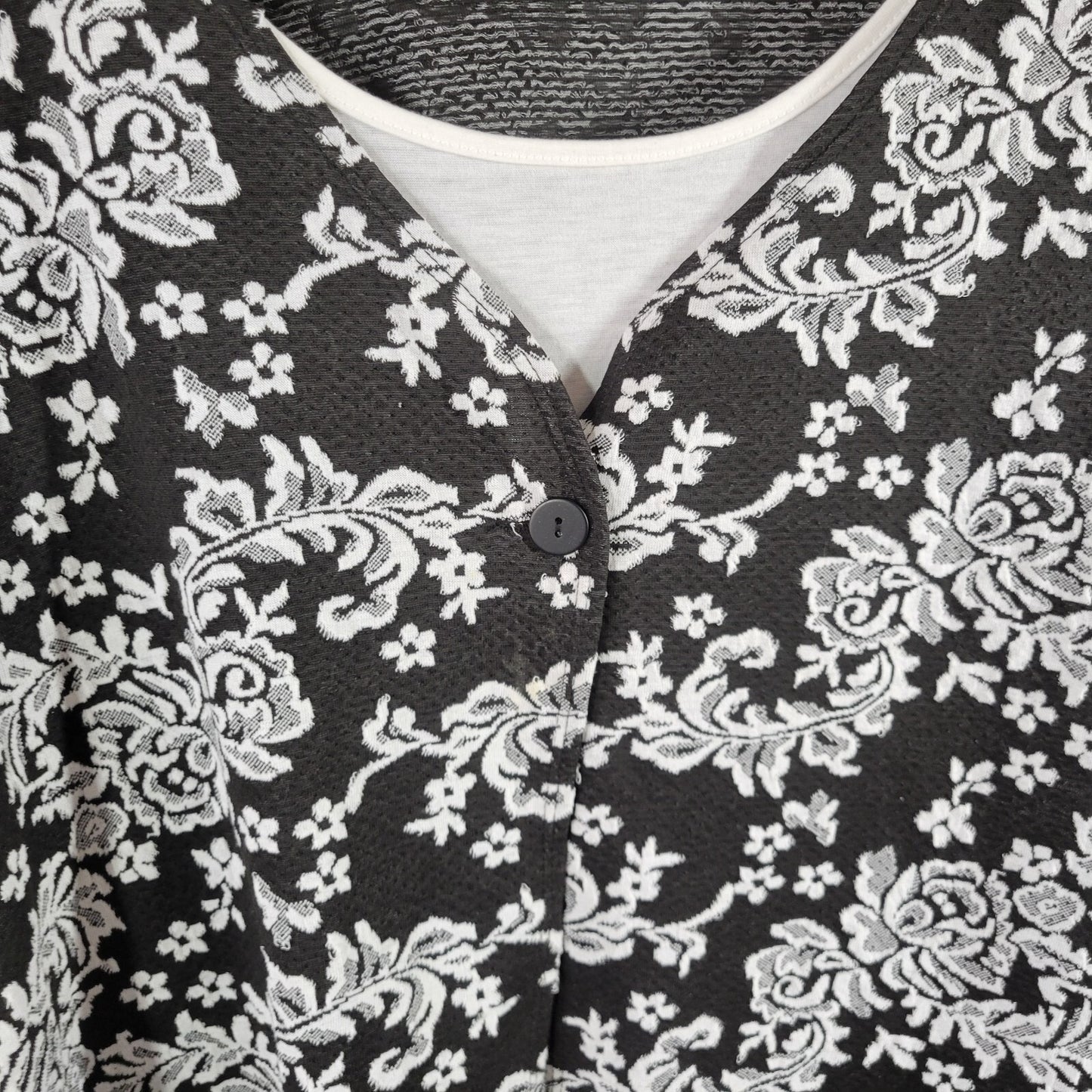 Kate Henry Womens Top 3X Plus One Button with Under Tank Black Floral Comfy