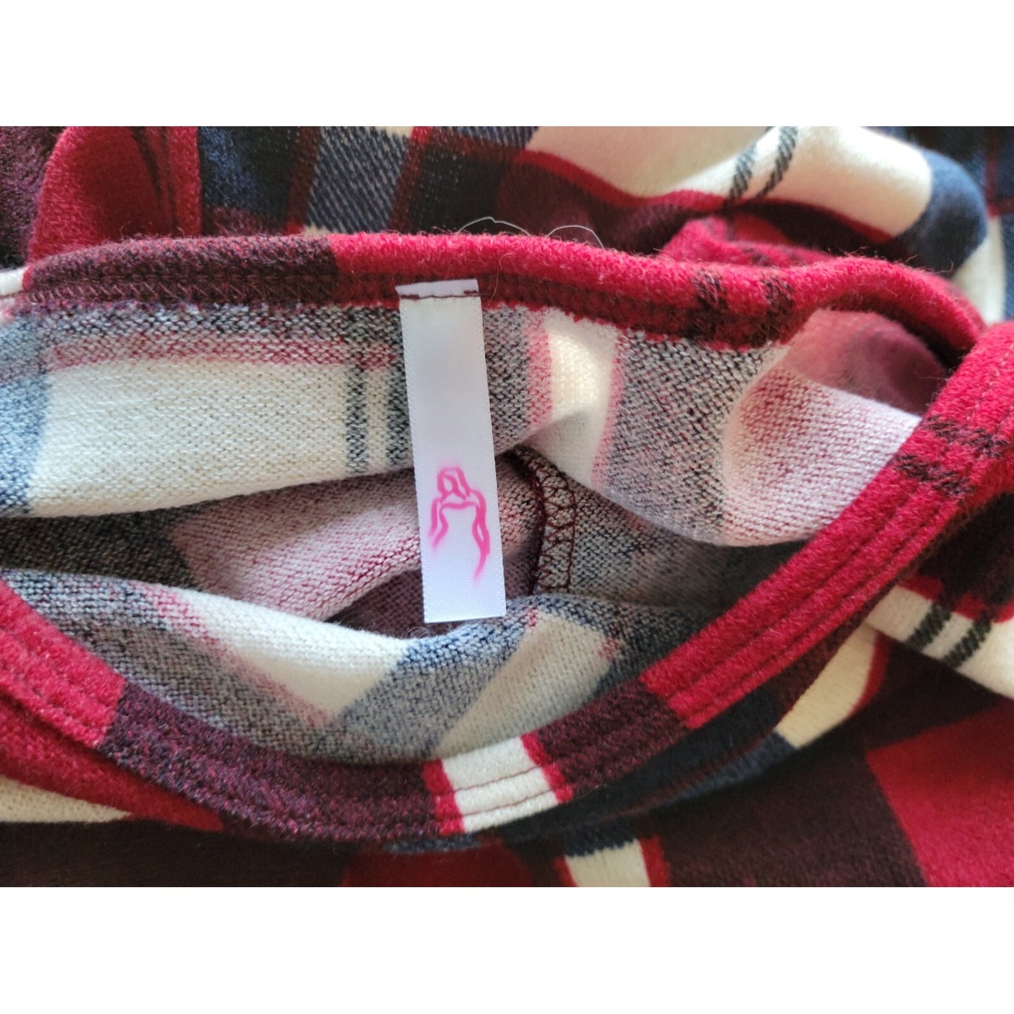 Mint Pineapple Womens Top 3XL Plus Tunic Pullover Poly Blend Knit Plaid Red