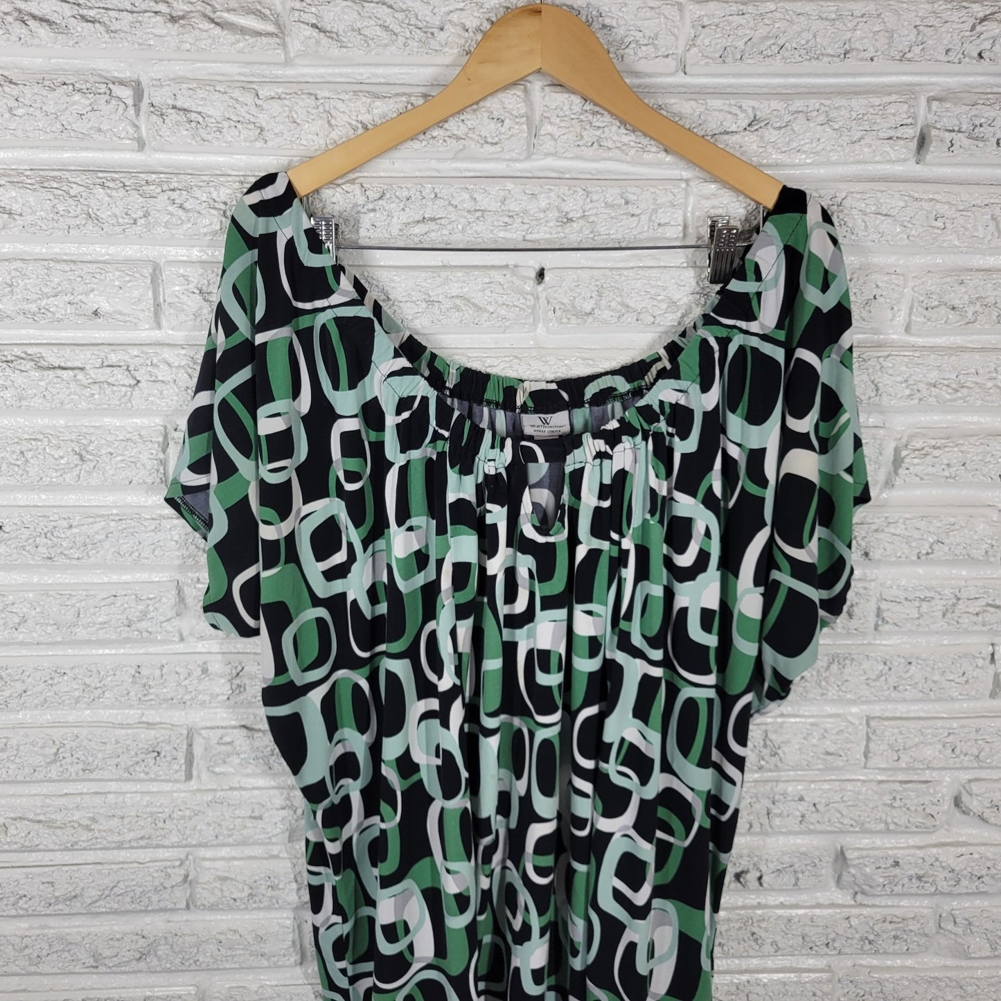 Worthington Women's 2X Plus Green Black Geometric Tunic Dolman Sleeve Keyhole