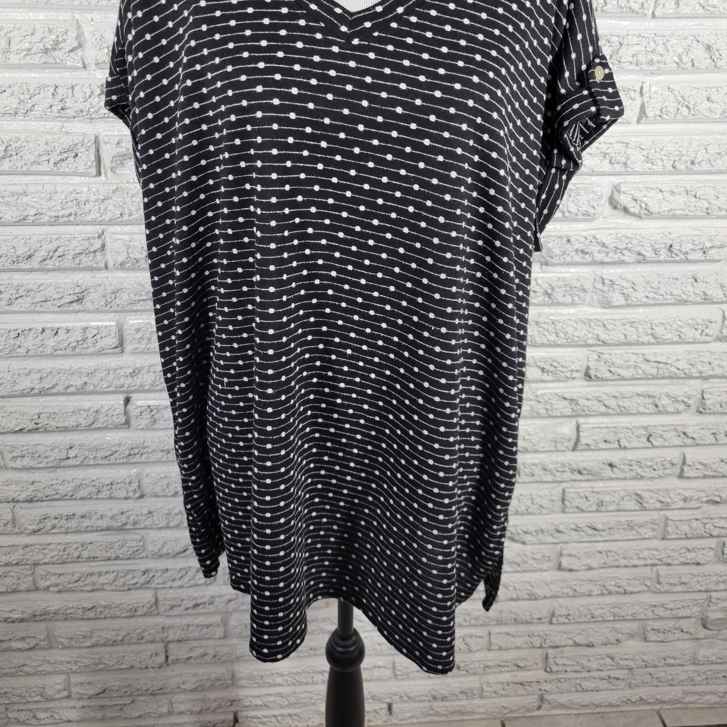 Westbound Womens Plus Size 2X Tunic Blouse Black White Geometric V-Neck BLA162E